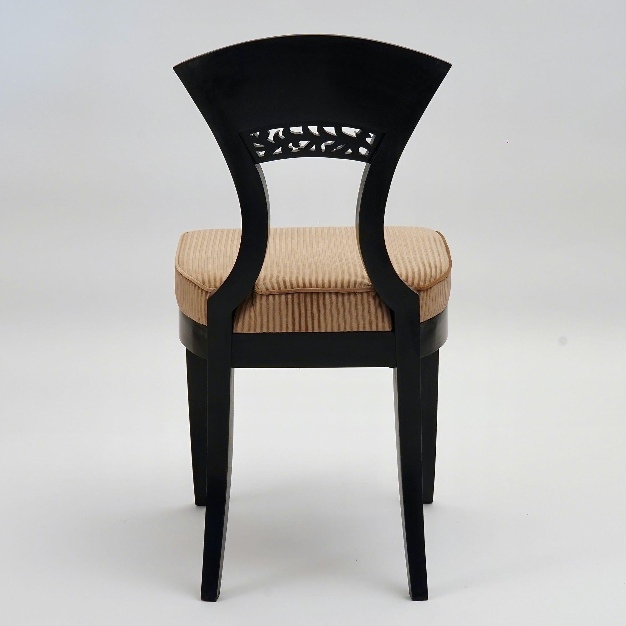Eclectica. Biedermeier Chair Collection. Model No. Georg-Ludwig, Ebonisierte Ausführung im Angebot 1
