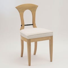 Eclettica. Collezione di sedie Biedermeier. Modello Heinrich-August, finitura bianca