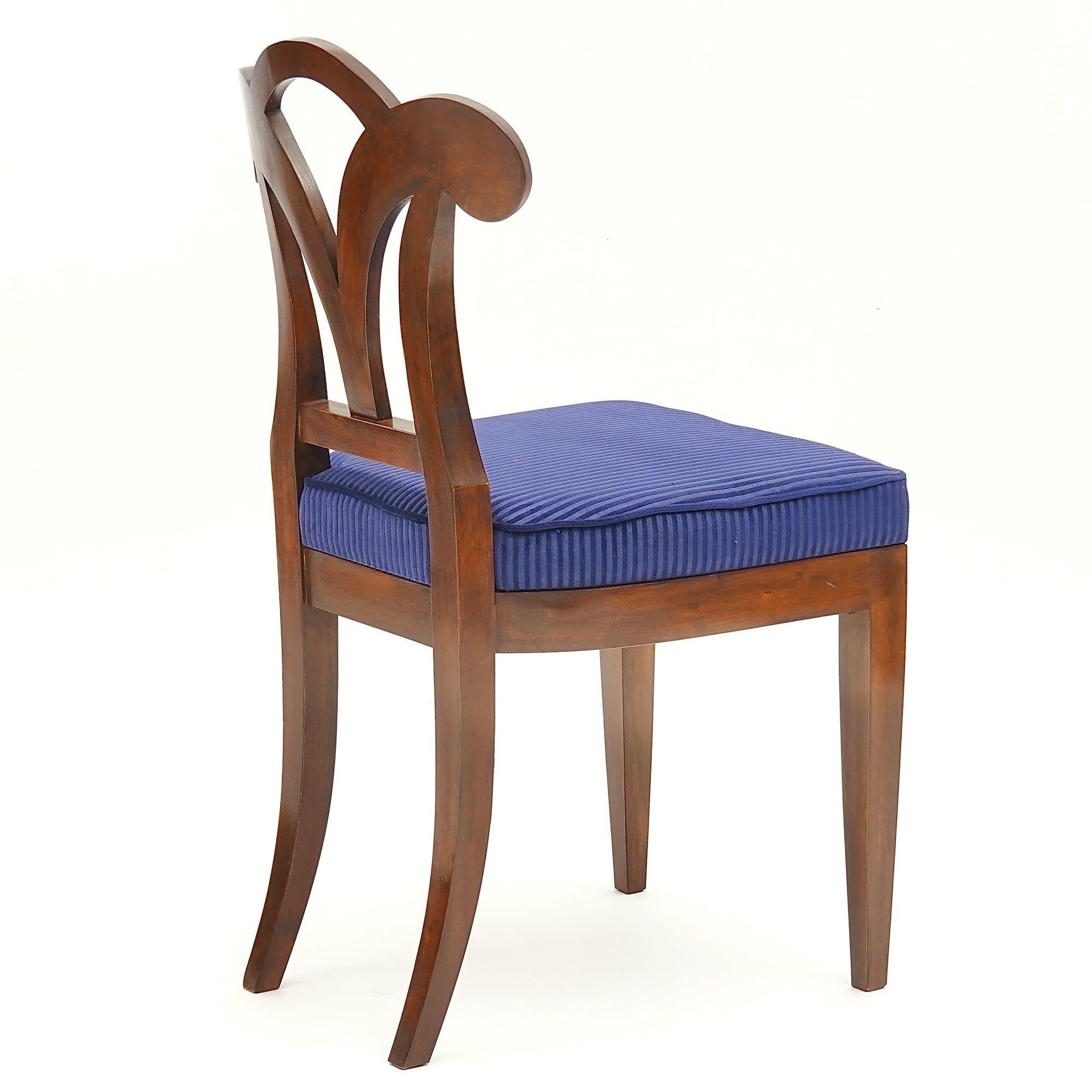 Eclectica. Collection Biedermeier Chair. Model No No-Sophie, finition noyer Neuf - En vente à Tavarnelle val di Pesa, Florence