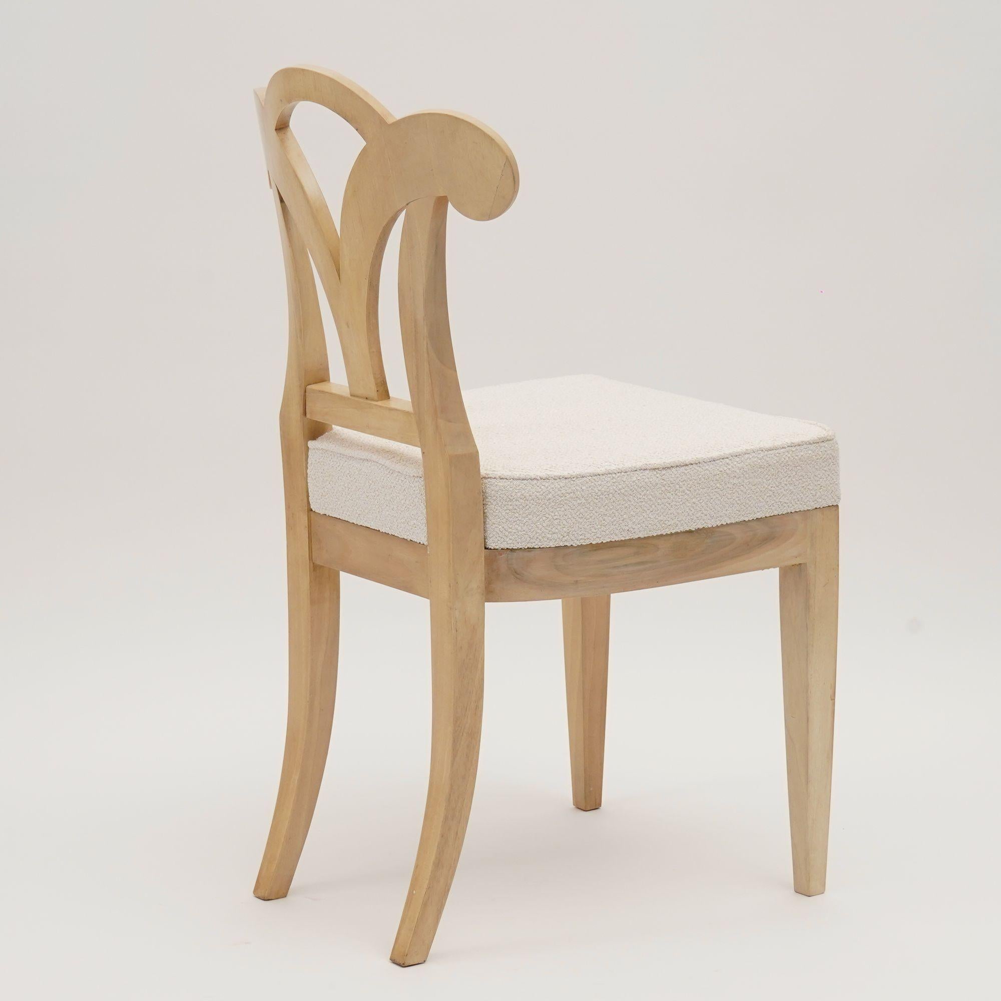 Eclectica. Biedermeier Chair Collection. Model No. Johanna-Sophie, weiße Ausführung im Zustand „Neu“ im Angebot in Tavarnelle val di Pesa, Florence