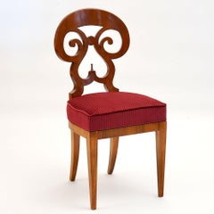 Eclectica. Biedermeier Chair Collection. Model No. Maria-Theresia, Ausführung Nussbaum