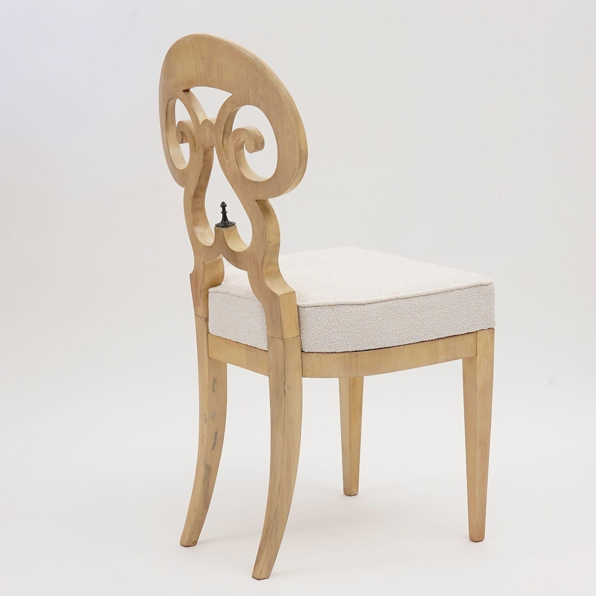 Eclectica. Biedermeier Chair Collection. Model Maria-Theresia, White finish In New Condition For Sale In Tavarnelle val di Pesa, Florence