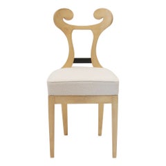 Eclettica. Collezione di sedie Biedermeier. Modello Otto-Karl, finitura bianca