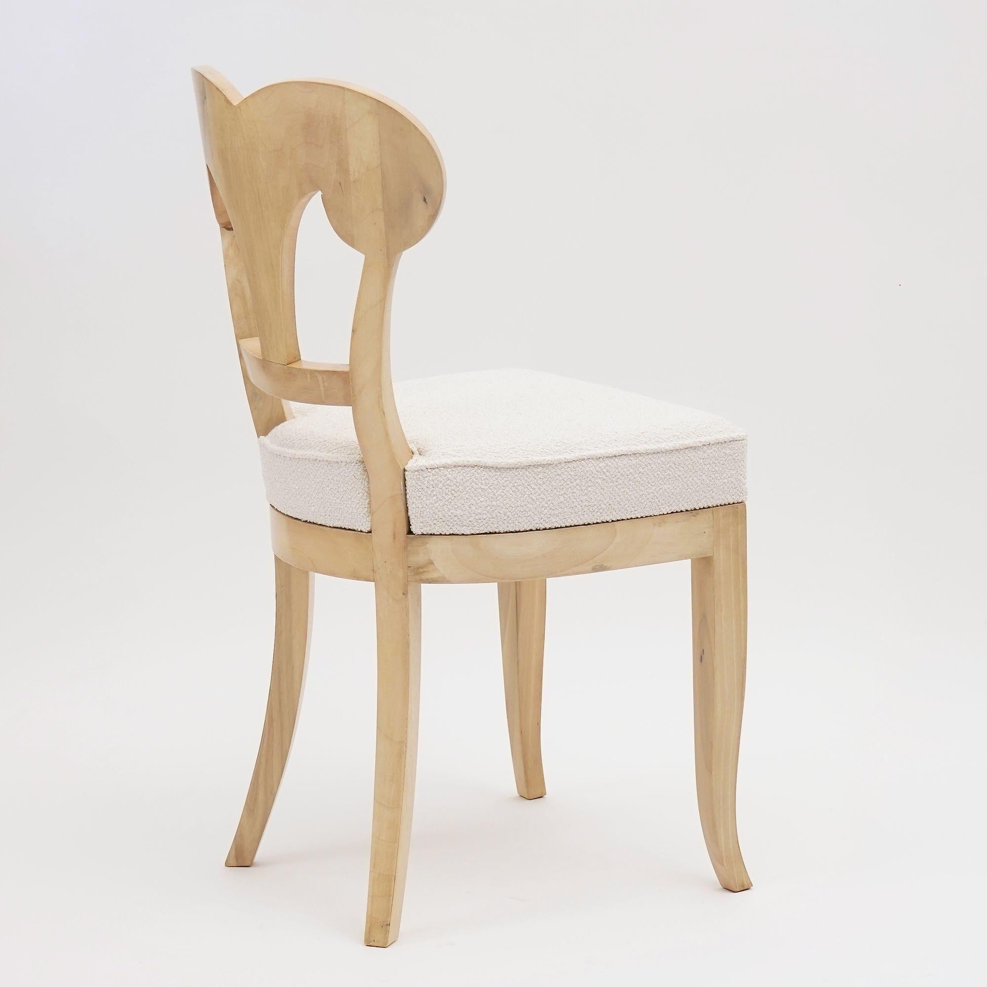 Eclettica. Collezione di sedie Biedermeier_Modello Wilhelmine-Henriette, finitura Whiting In condizioni Nuovo in vendita a Tavarnelle val di Pesa, Florence