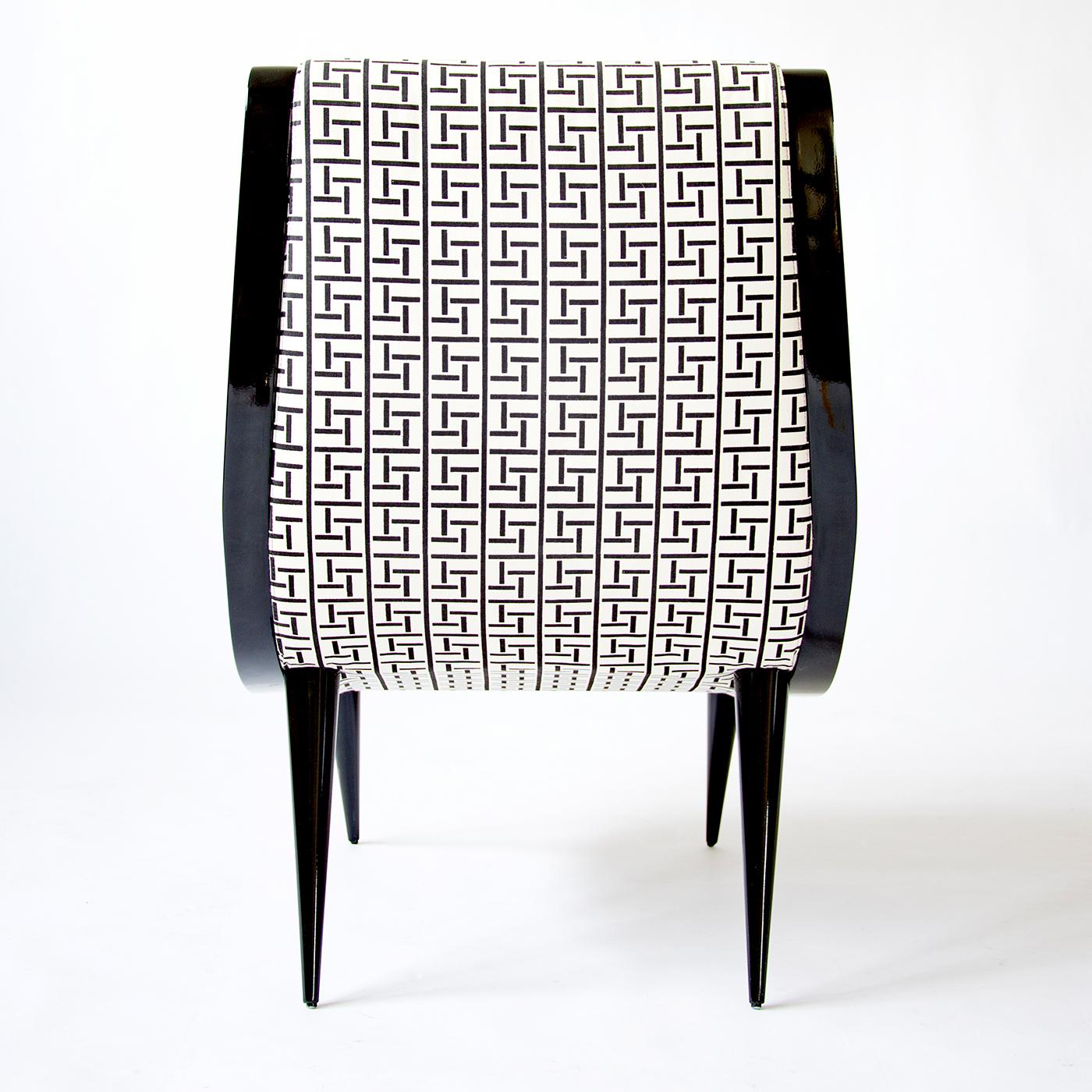 Eclipse Armchair in Black and White Fabric In New Condition For Sale In Milan, IT