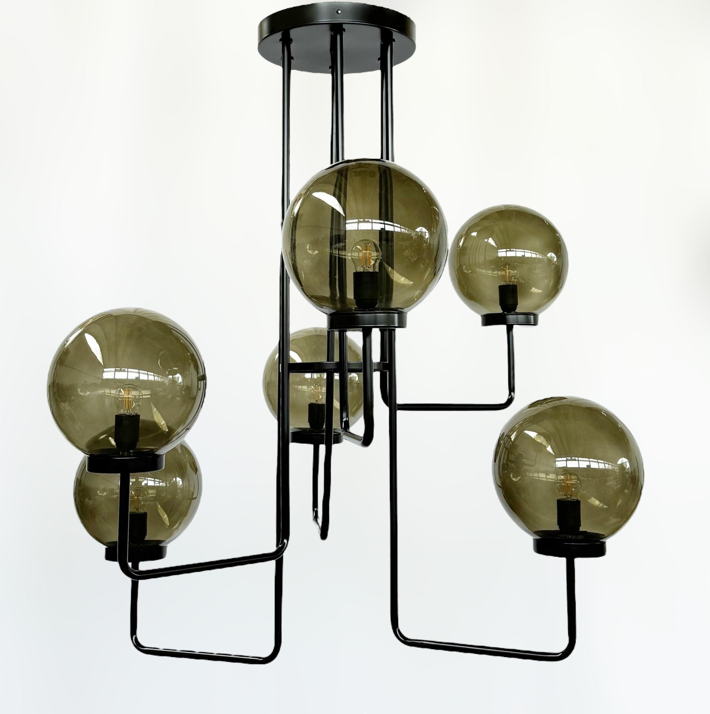 Mid-Century moderno Lampadario The Eclipse di Fabio LTD in vendita