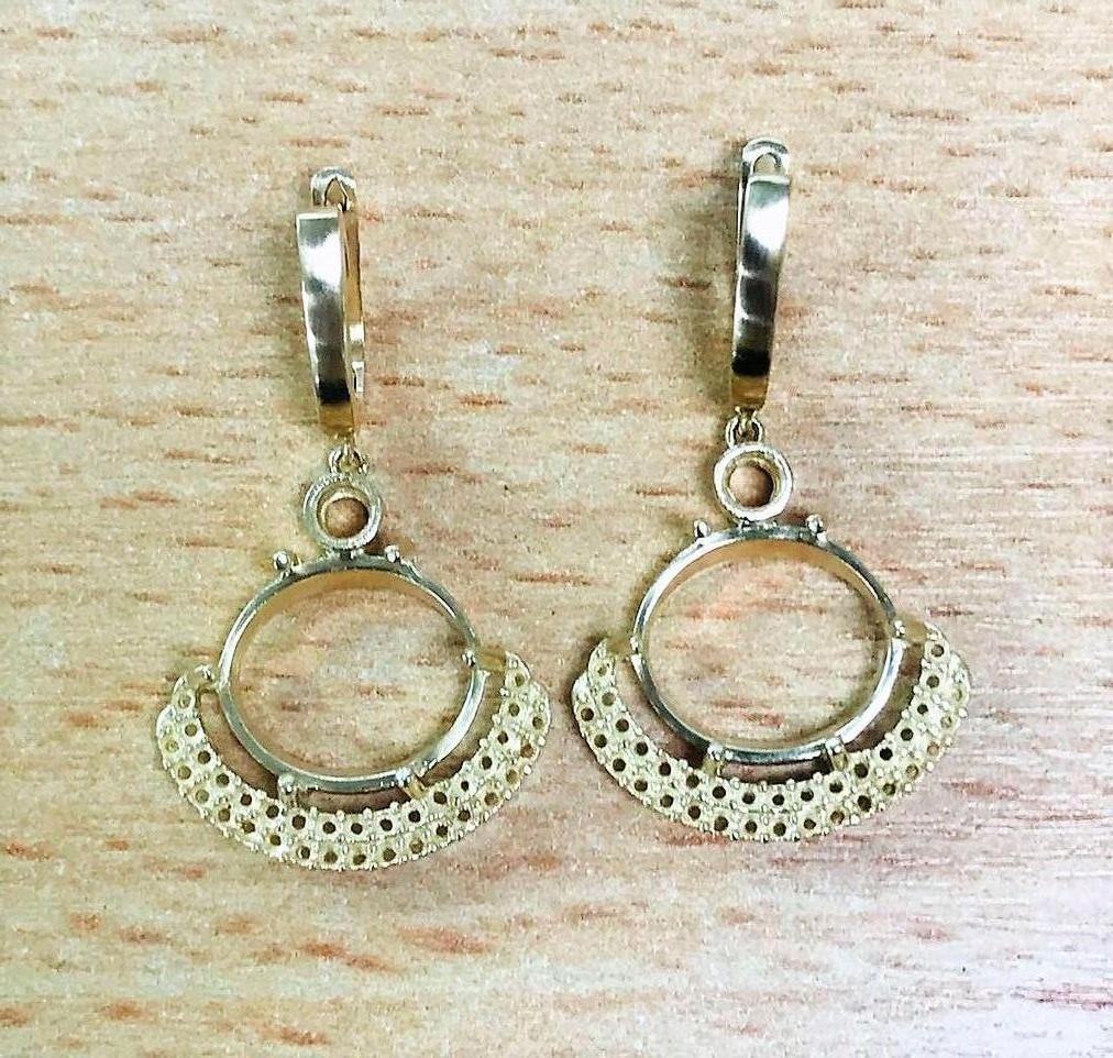 Boucles d'oreilles éclipse en 14 carats avec topaze bleue suisse et londonienne et diamants Neuf - En vente à Carlisle, MA