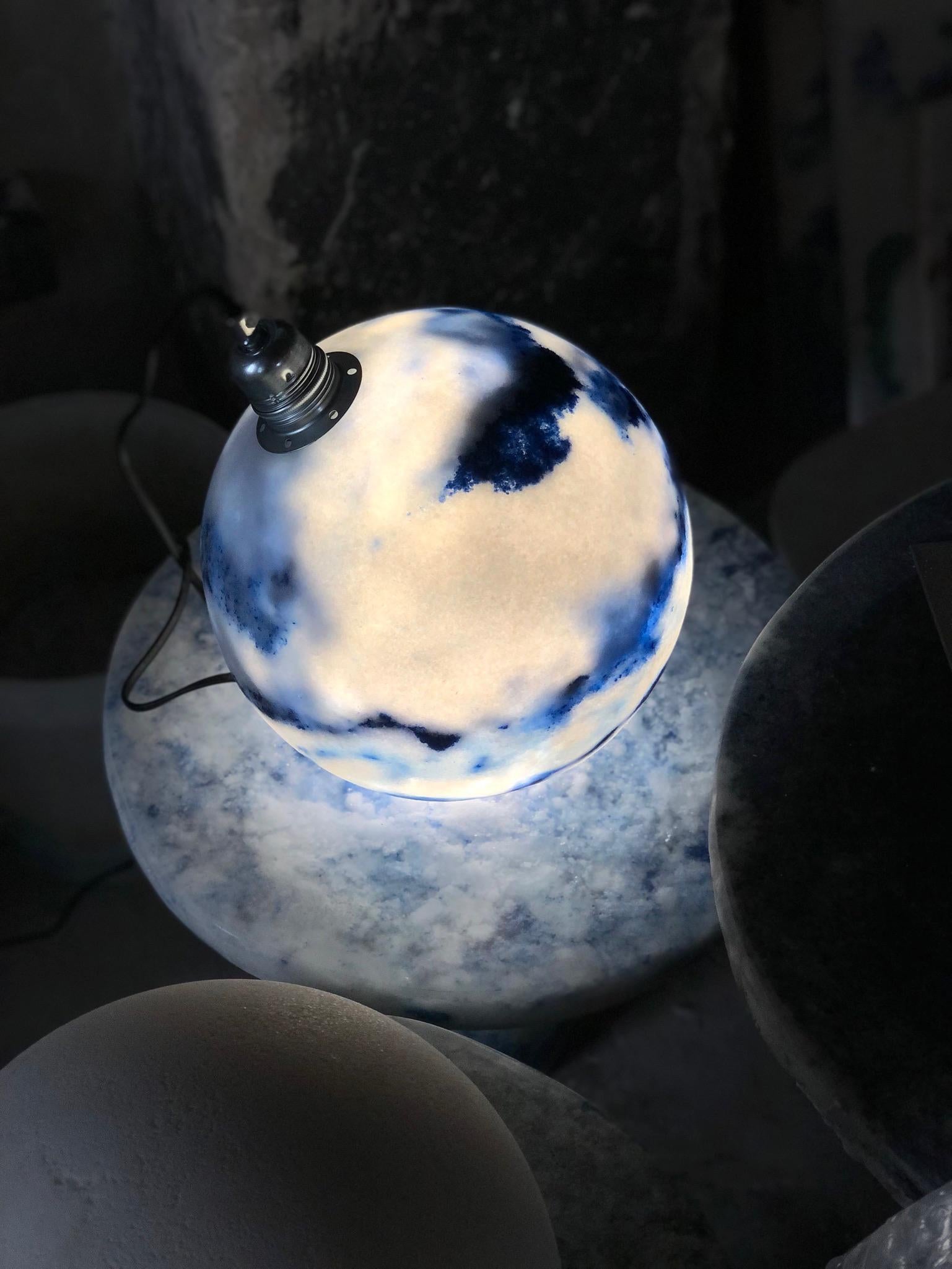Mittelgroße Eclipse-Lampe von Roxane Lahidji (Postmoderne) im Angebot