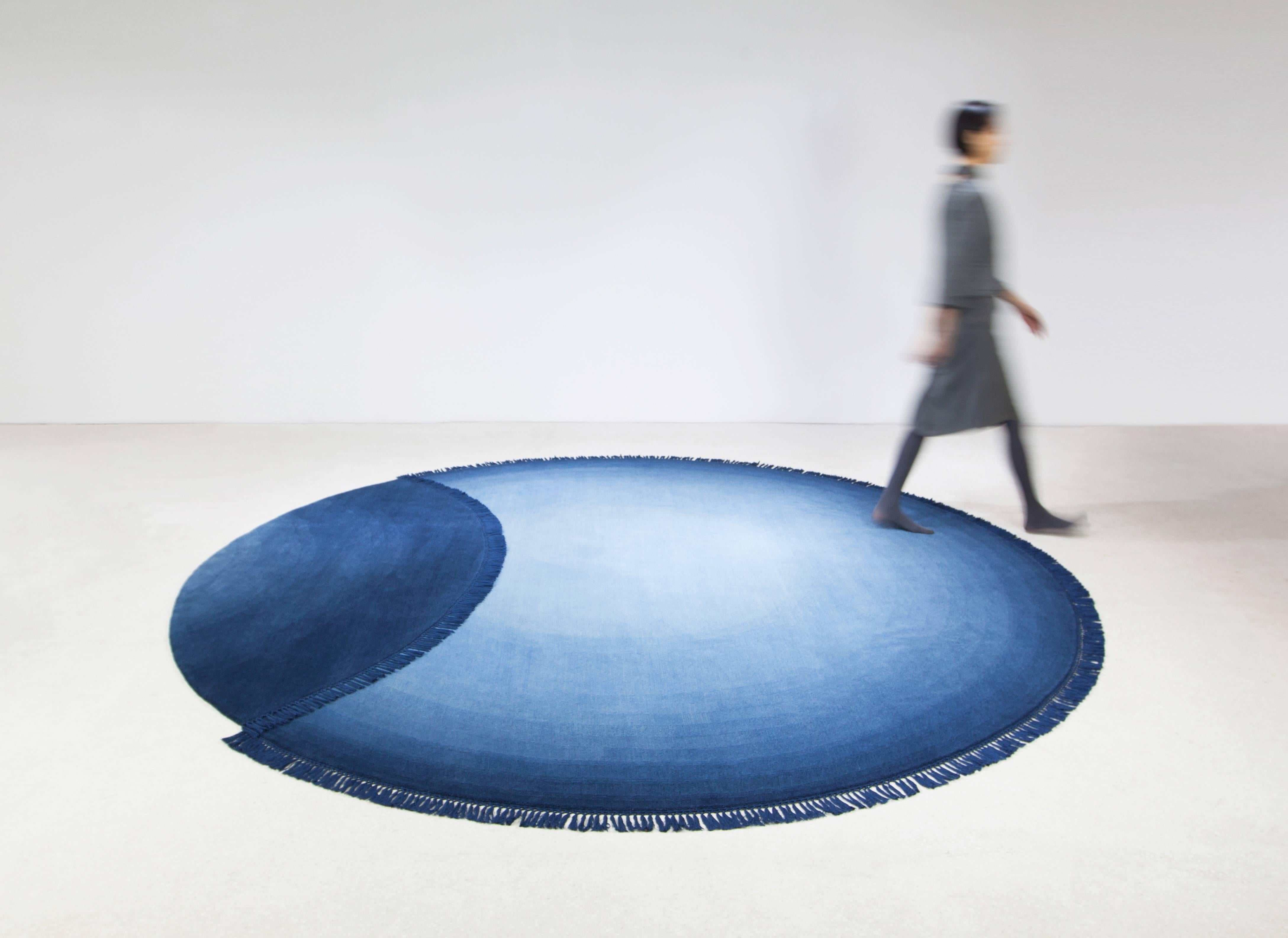 Contemporary Eclipse Round, Rug and Wall Tapestry Nepal Highland Wool and Cotton Bright Blue For Sale