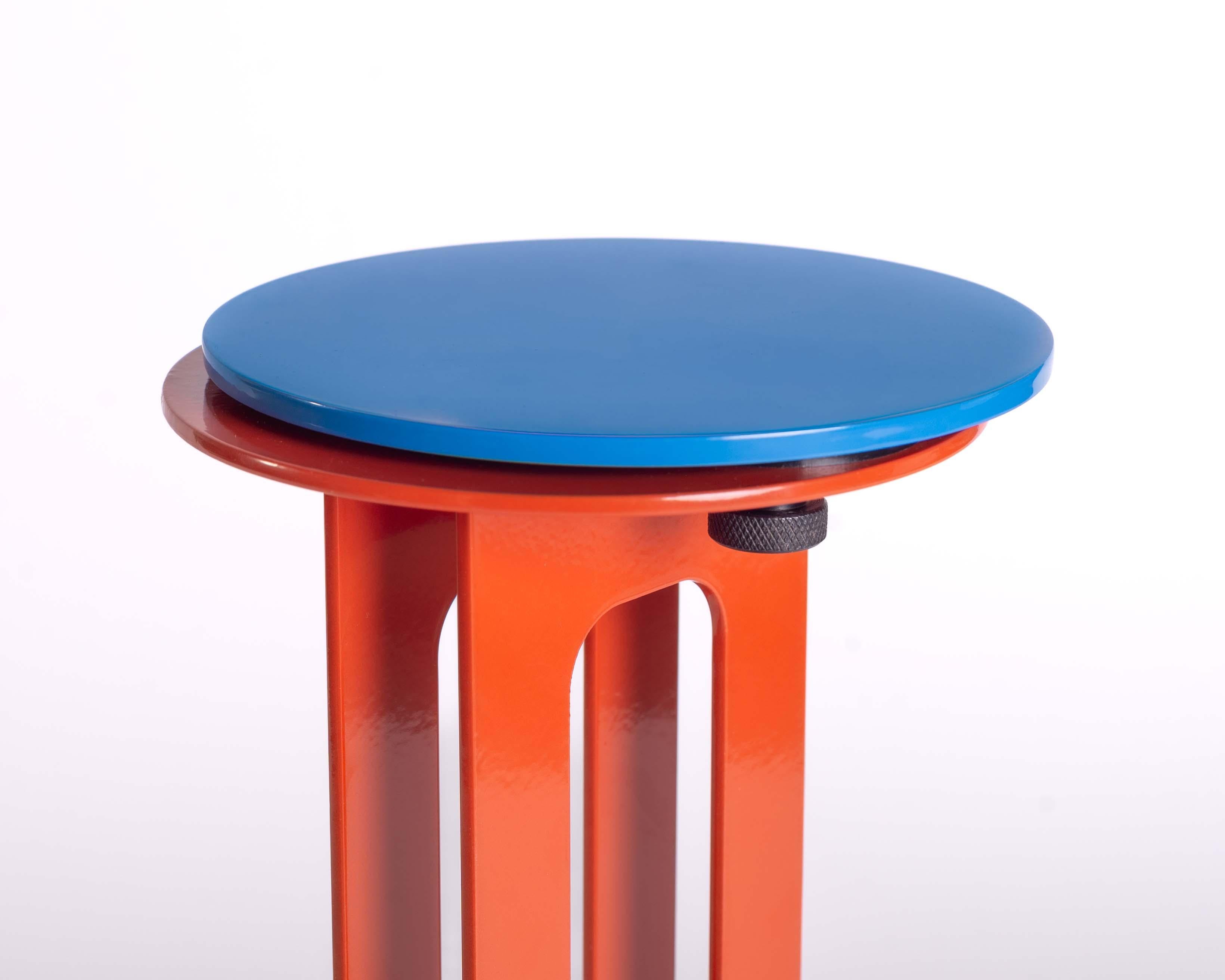 Américain The Eclipse Tables - Table cocktail moderne en acier peint par poudrage orange et bleu en vente