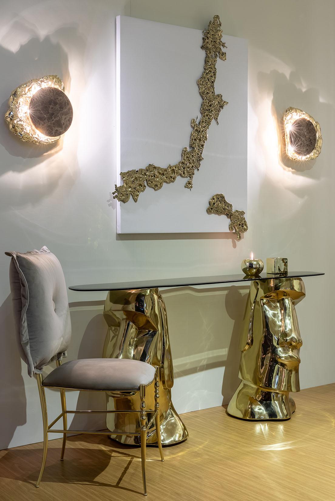 Martelé Applique murale The Eclipse Hammered Polished Brass and Marble Contemporary Design en vente