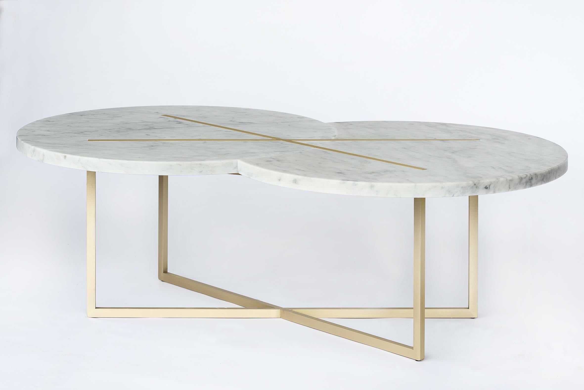 Other Eclipse X Table in Brass and Carrara Marble, Made in Italy For Sale