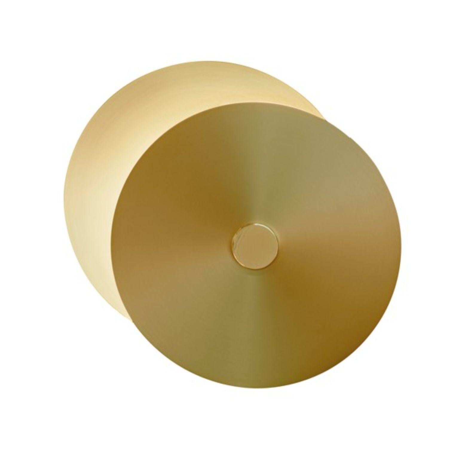 Eclipse XL wall light by Hervé Langlais
Dimensions: D46 x W6.8 x H38 cm
Materials: Solid brass.
Others finishes and dimensions are available.

All our lamps can be wired according to each country. If sold to the USA it will be wired for the USA