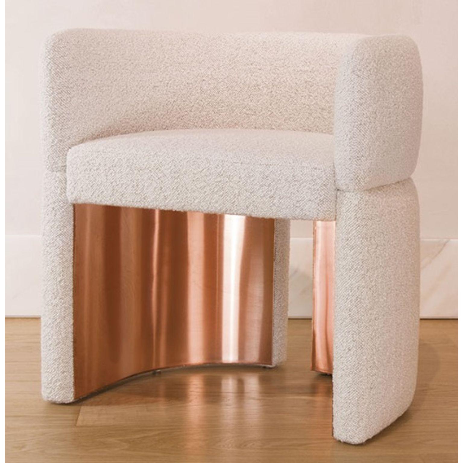 Eclisse Easy Armchair by Andrea Bonini
Limited Edition
Dimensions: D 21 x W 62 x H 70 cm.
Materials: Bouclè fabric and copper.

Made in Italy. Limited series, numbered and signed pieces. Custom size or finish on request.  Please contact us.

The aim