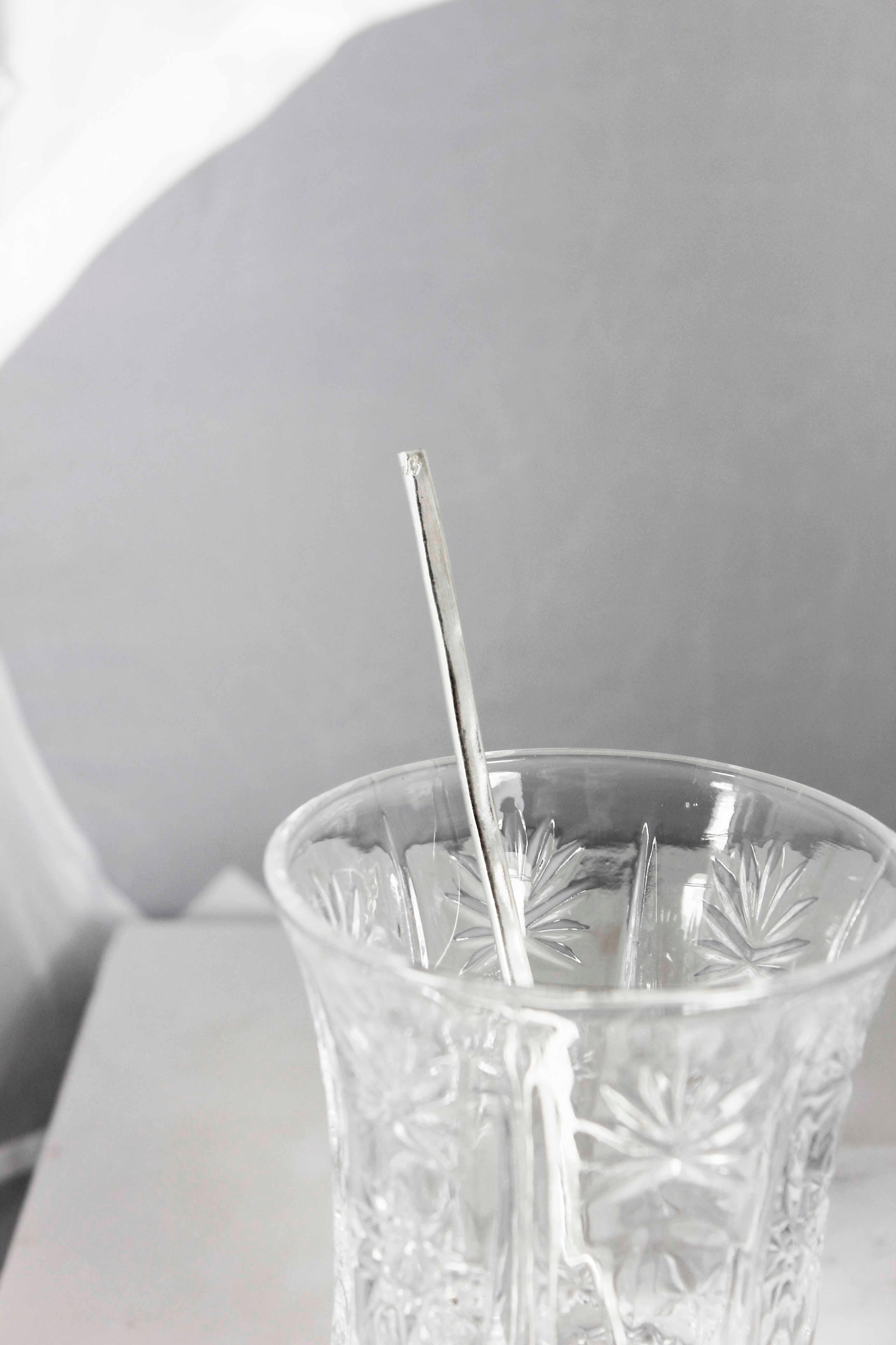 A luxury alternative to metal straws. This one is made from fine silver (999 silver).

Can be made in different diameter, length, upon request.

Please note that the pictures can only be used as a reference. Due to the making process of this item,