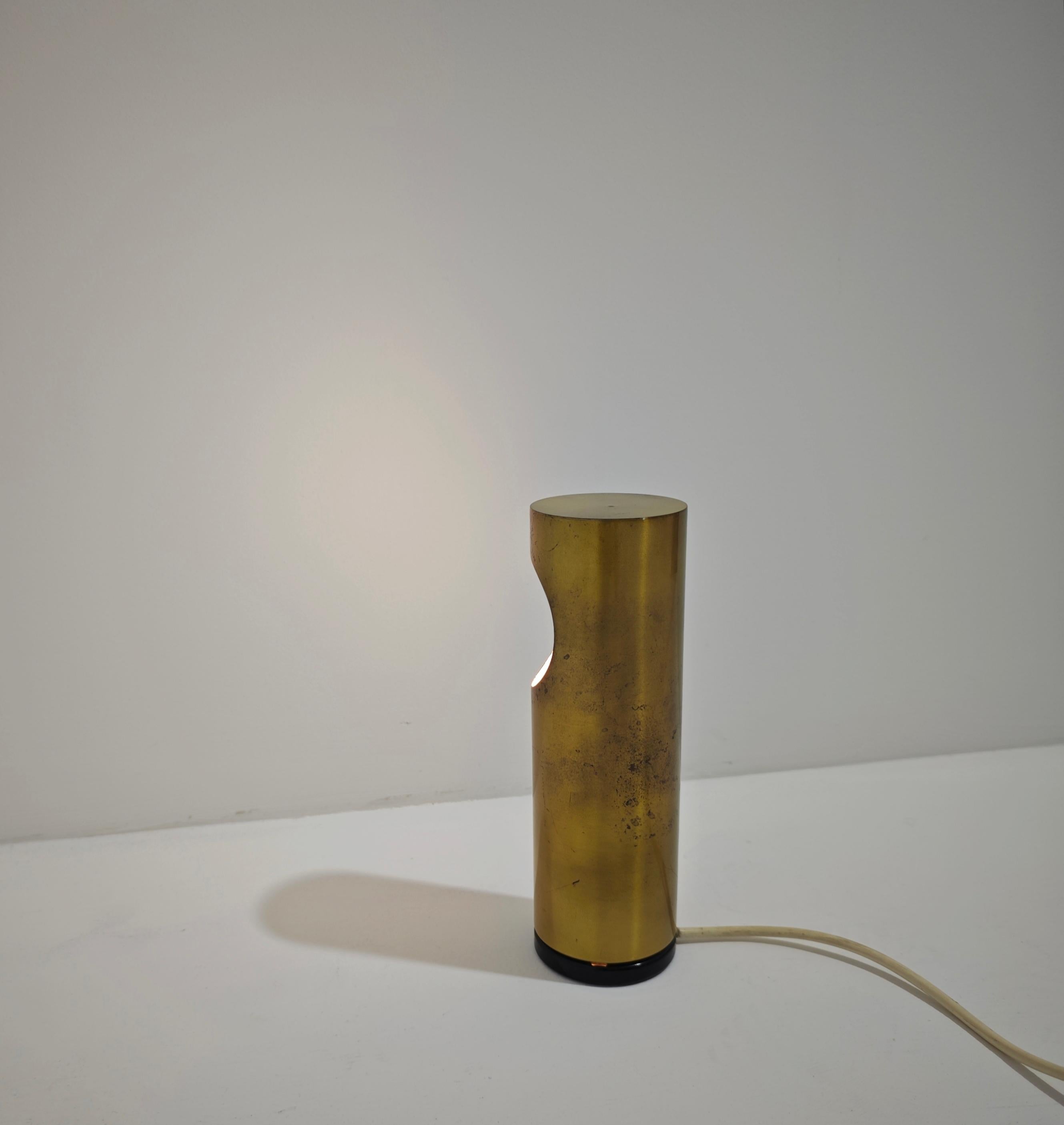 Ecolight Milano Design Italia Años 70 Lámpara de mesa de latón Moderna de mediados de siglo en venta 6