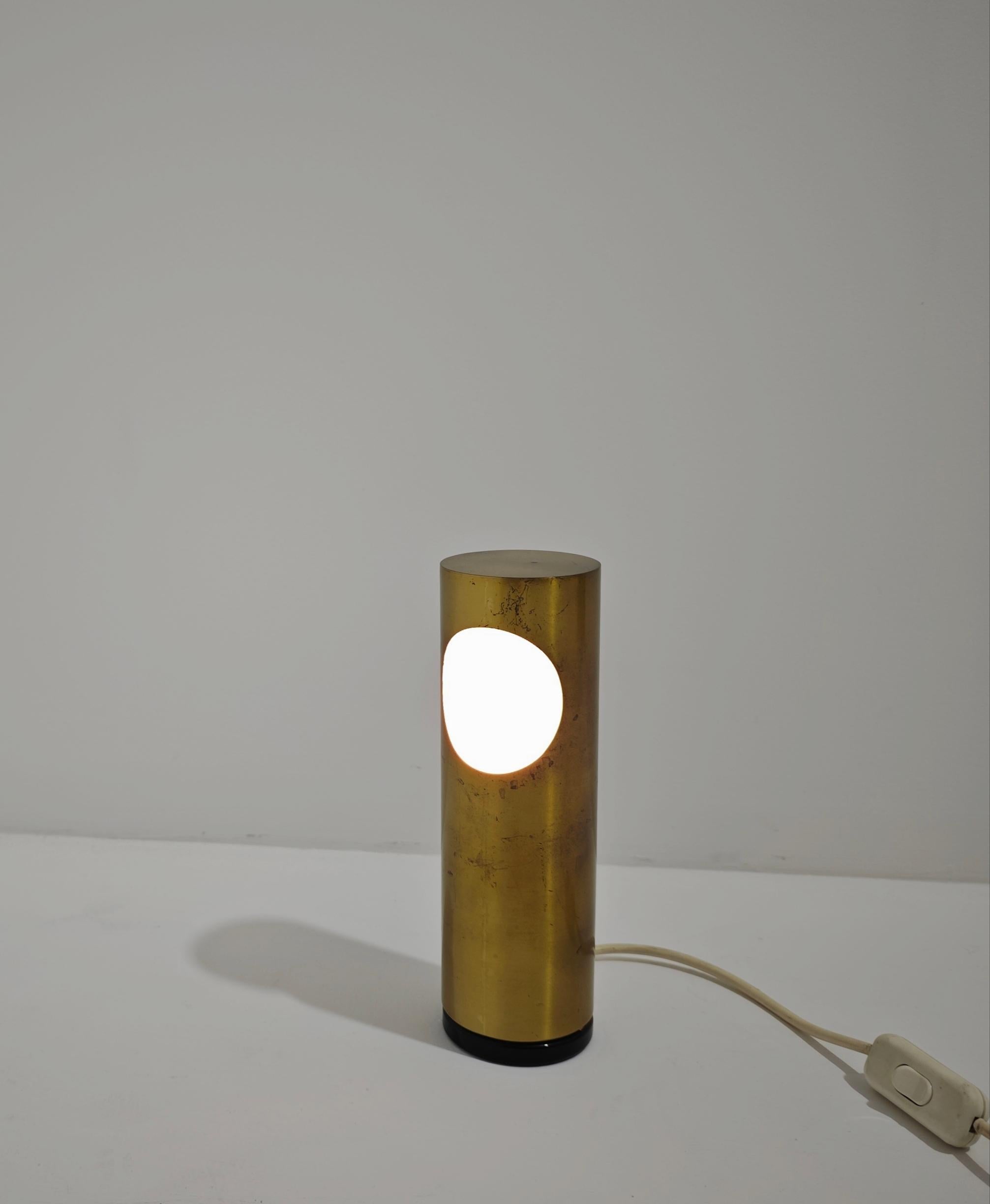 Ecolight Milano Design Italia Años 70 Lámpara de mesa de latón Moderna de mediados de siglo en venta 1
