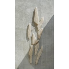 Murale da parete Ecos in onice bianco e Steele di Andres Monnier