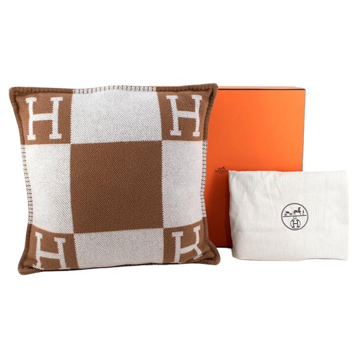Hermès Avalon Pillow Small Model For Sale at 1stDibs