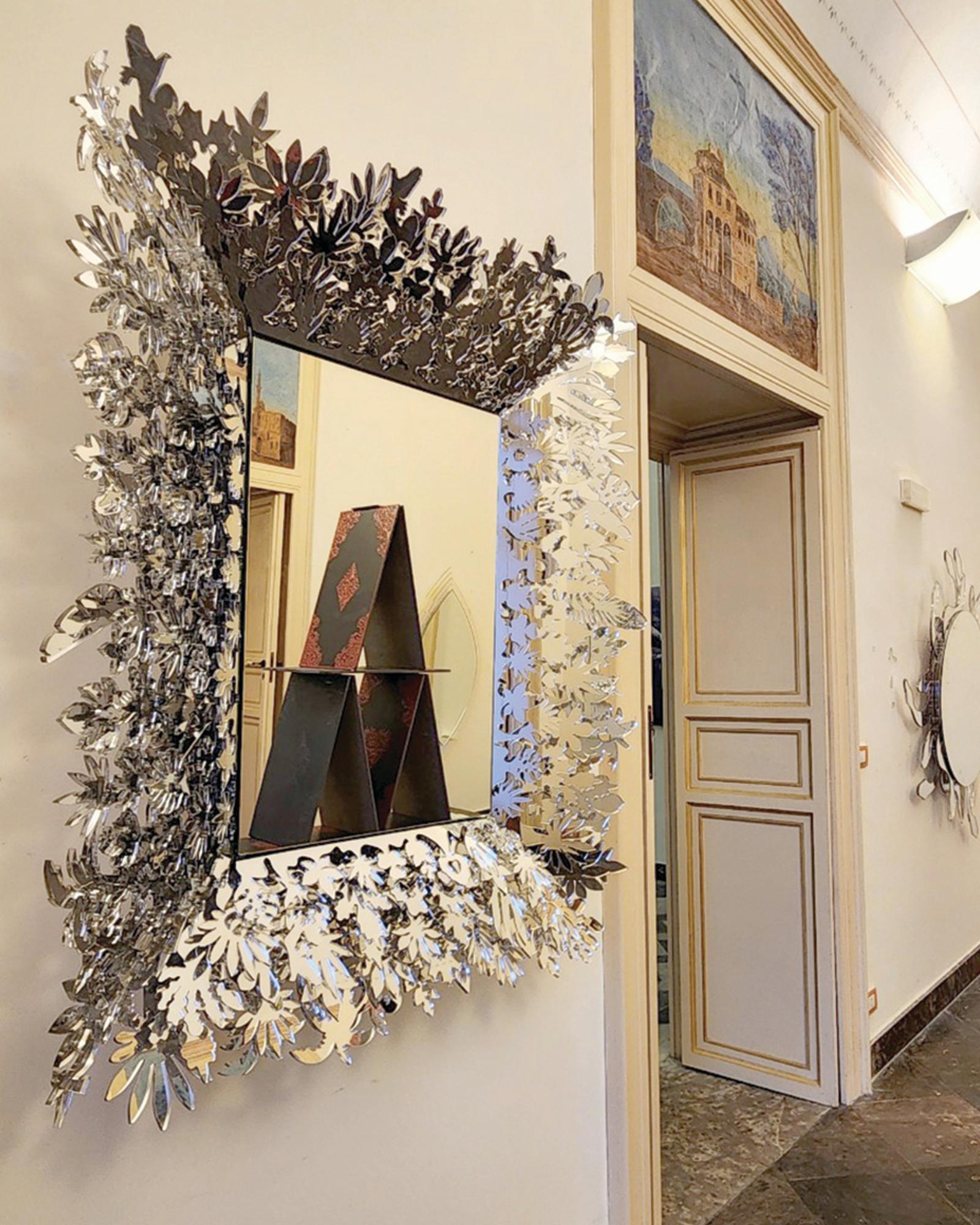 Miroir sculptural néo-baroque 