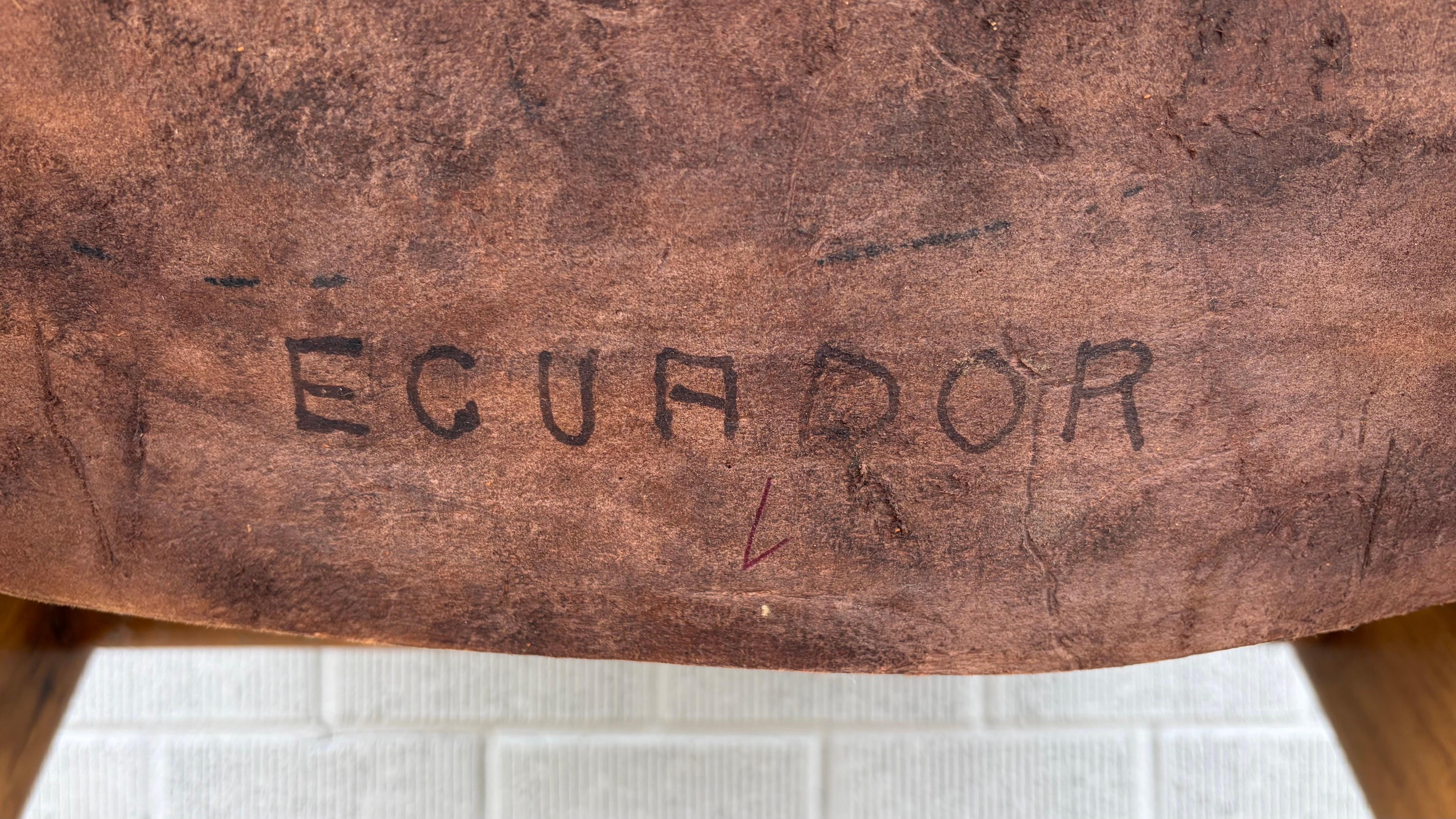 Sedia a dondolo in pelle e legno ecuadoriana di Muebles De Estilo / Angel I. Pazmino in vendita 7