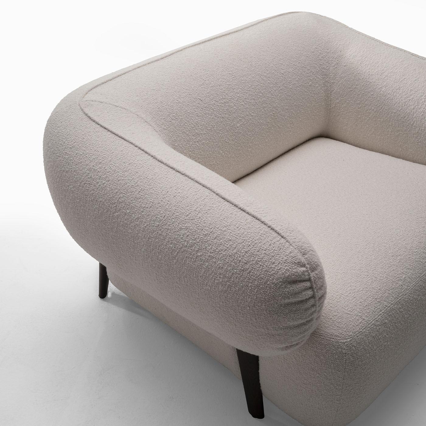 ED/50 002 Carol White Armchair In New Condition For Sale In Milan, IT