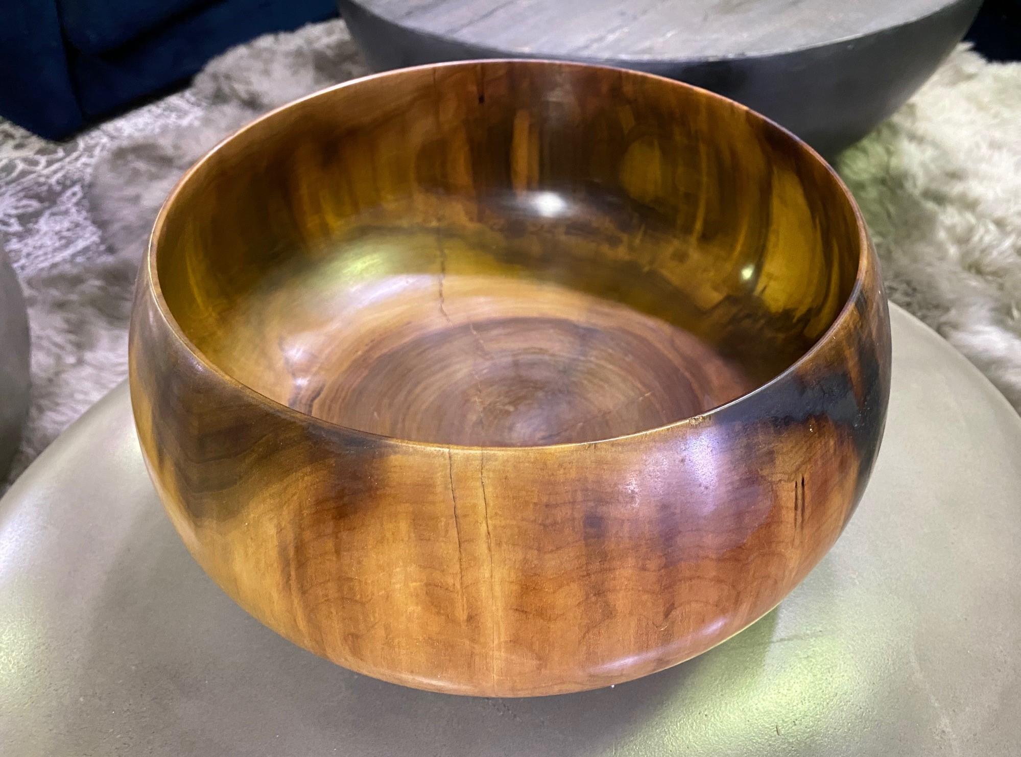 20th Century Ed Edward Moulthrop Signed Large Turned Figured Tulipwood Centerpiece Art Bowl For Sale