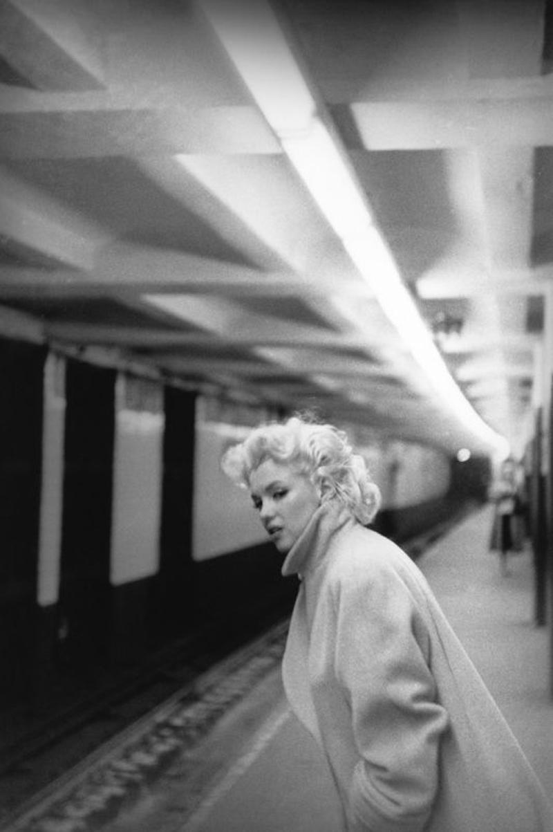 Ed Feingersh Portrait Photograph - Marilyn In Grand Central Station
