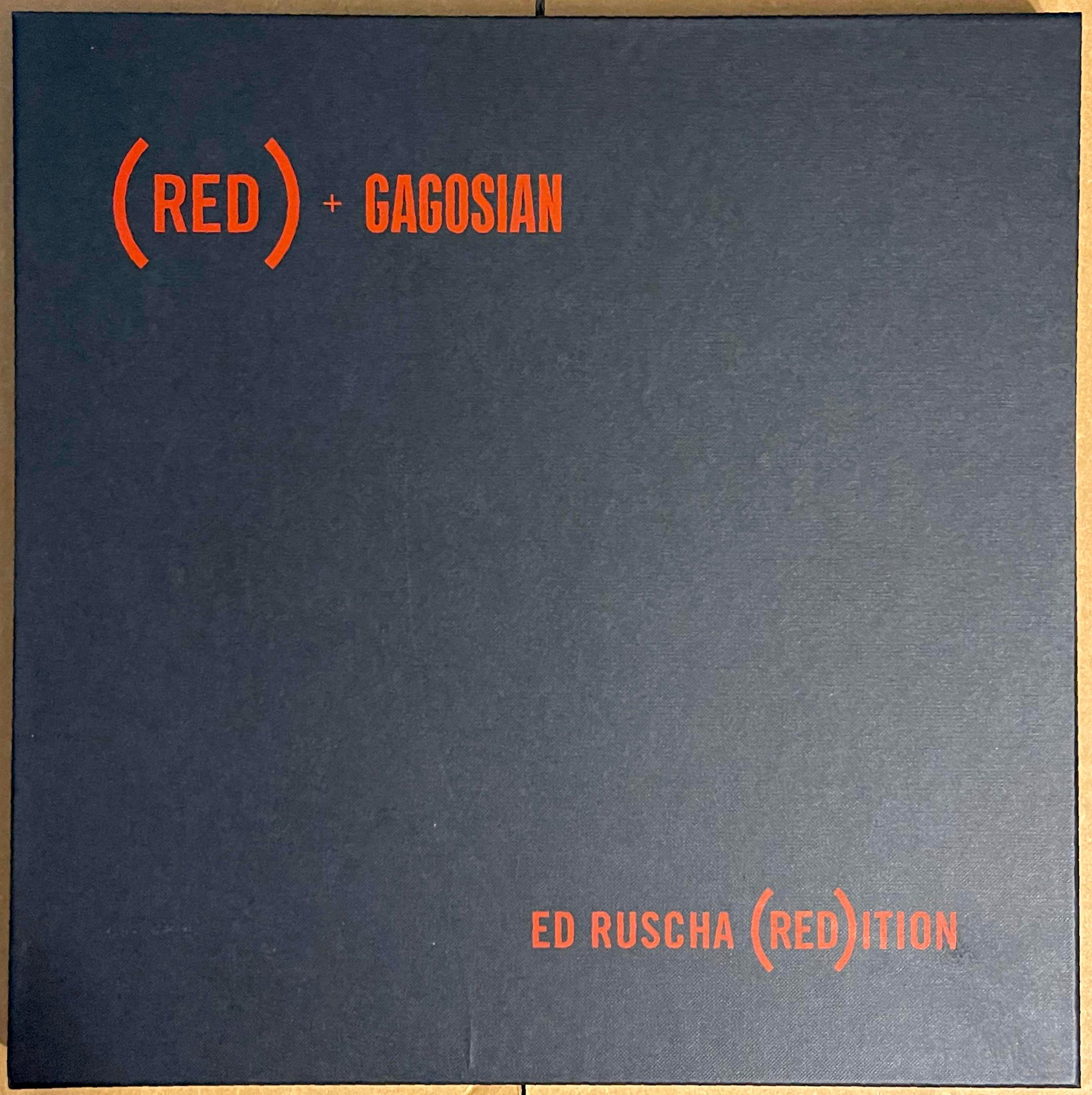 La ciencia es la verdad descubierta (Rojo), Pañuelo de sarga de seda firmado, 1ª edición limitada - Abstract Print Marrón de Ed Ruscha
