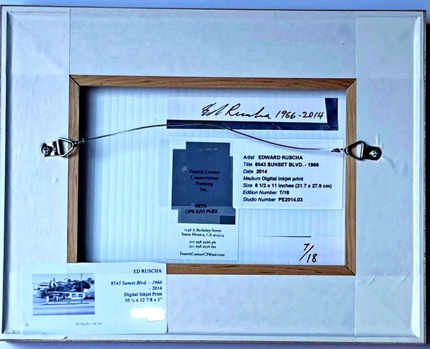8543 Sunset Boulevard - 1966  Firmato a mano, intitolato, datato e numerato 7/18, incorniciato - Print di Ed Ruscha