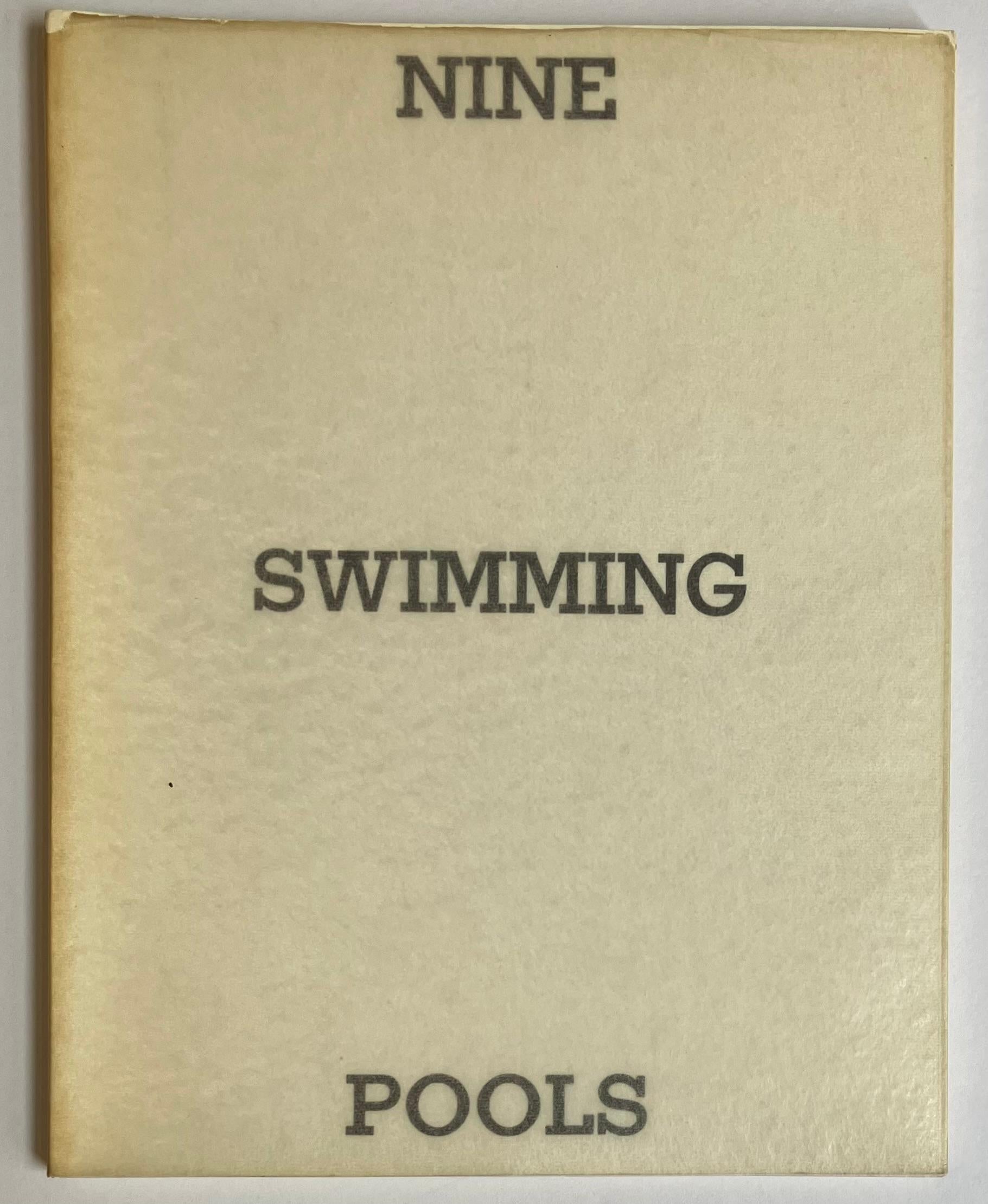 Nine Swimming Pools and a Broken Glass d'Ed Ruscha, 1968 (1ère édition) en vente 1