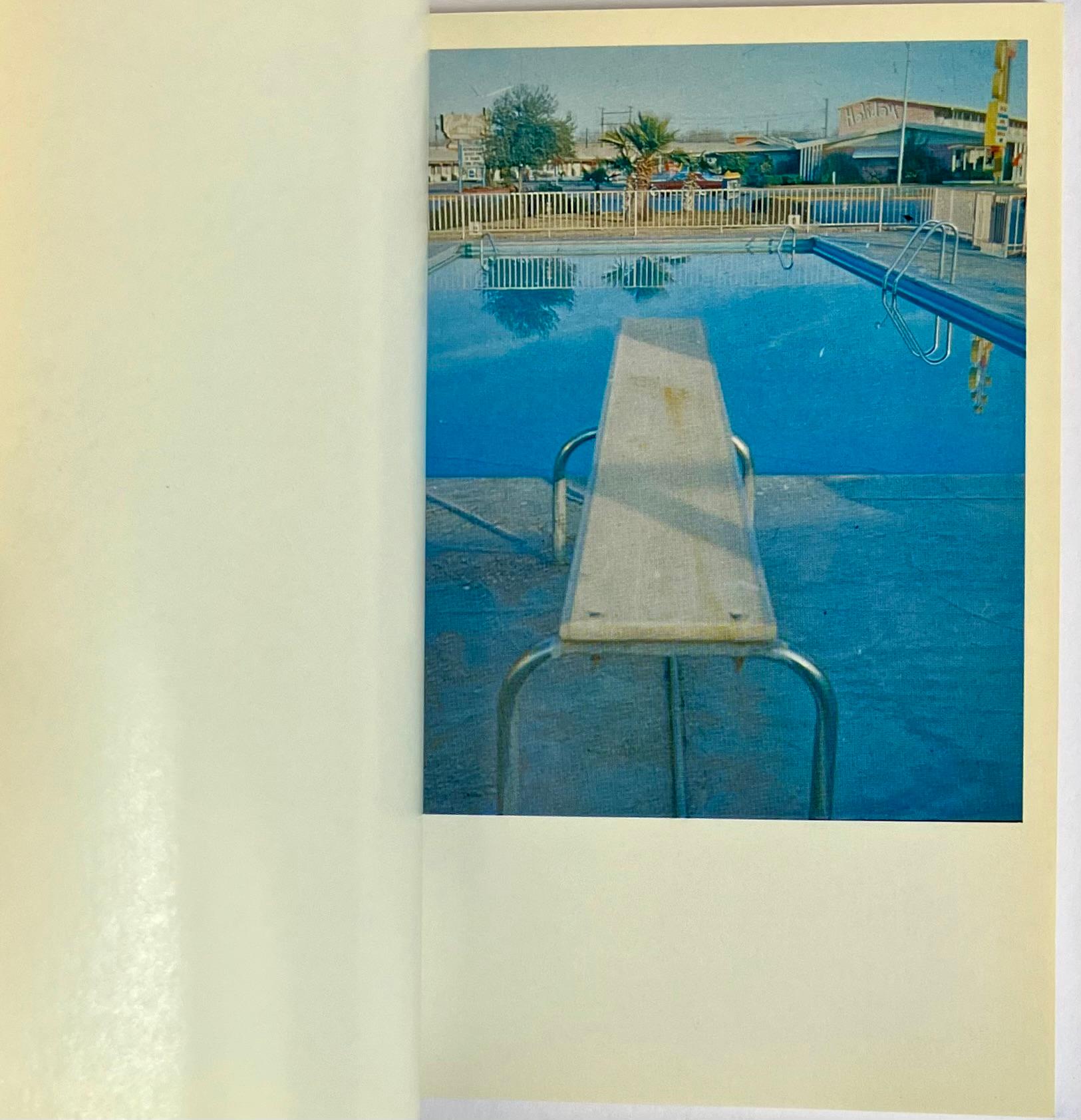 Nine Swimming Pools and a Broken Glass d'Ed Ruscha, 1968 (1ère édition) en vente 5
