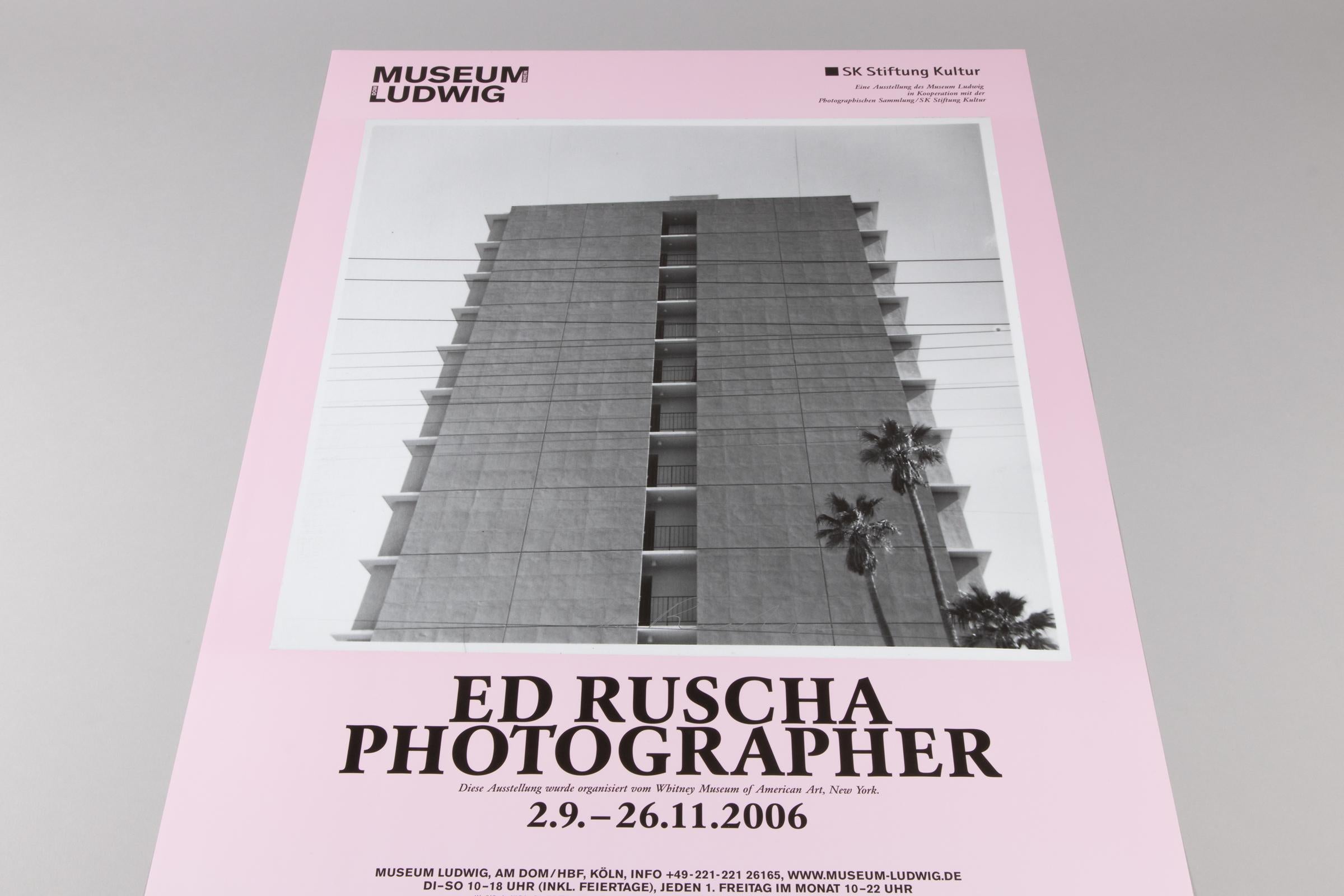 Ed Ruscha, Fotografo - Poster originale firmato, Museum Ludwig, 2006 in vendita 1