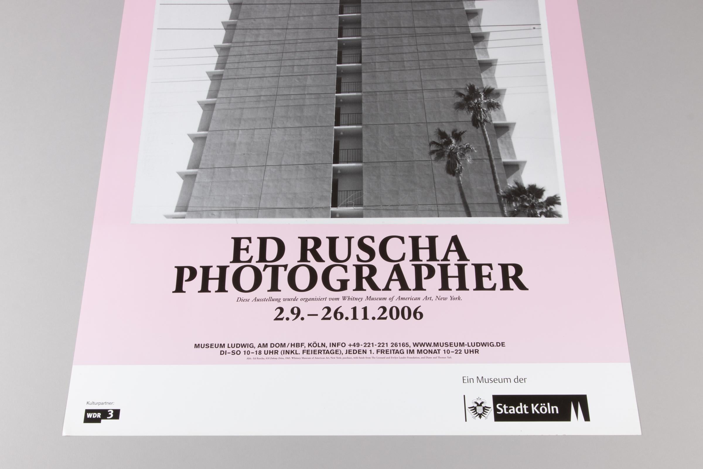 Ed Ruscha, Fotografo - Poster originale firmato, Museum Ludwig, 2006 in vendita 3