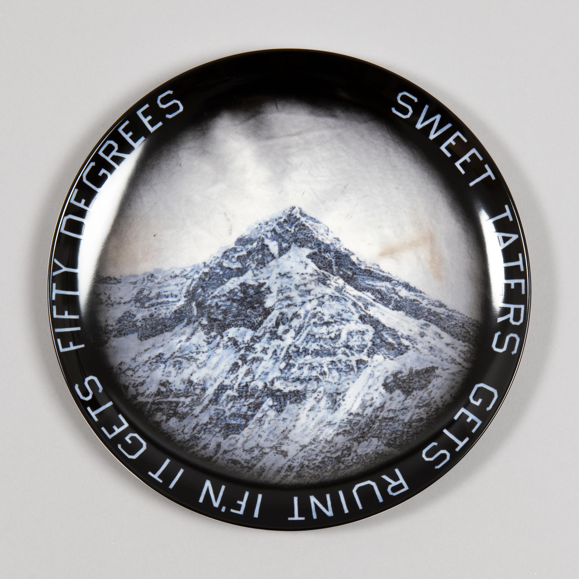 Ed Ruscha, Sweet Taters - Limited Edition Plate, Pop Art, Conceptual Art For Sale 4