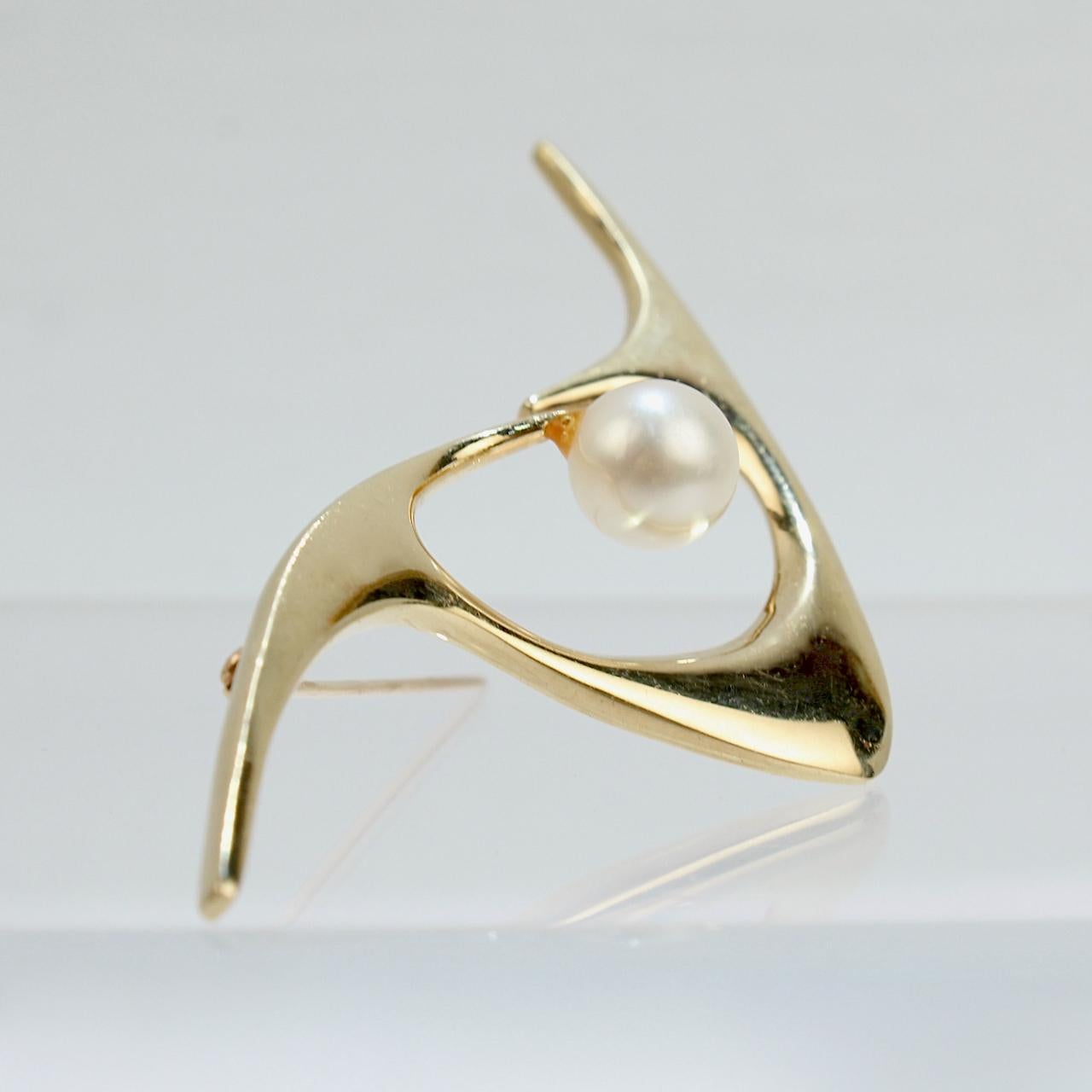 Moderniste Ed Wiener Broche ou épingle moderniste en or 14 carats et perles de New York en vente
