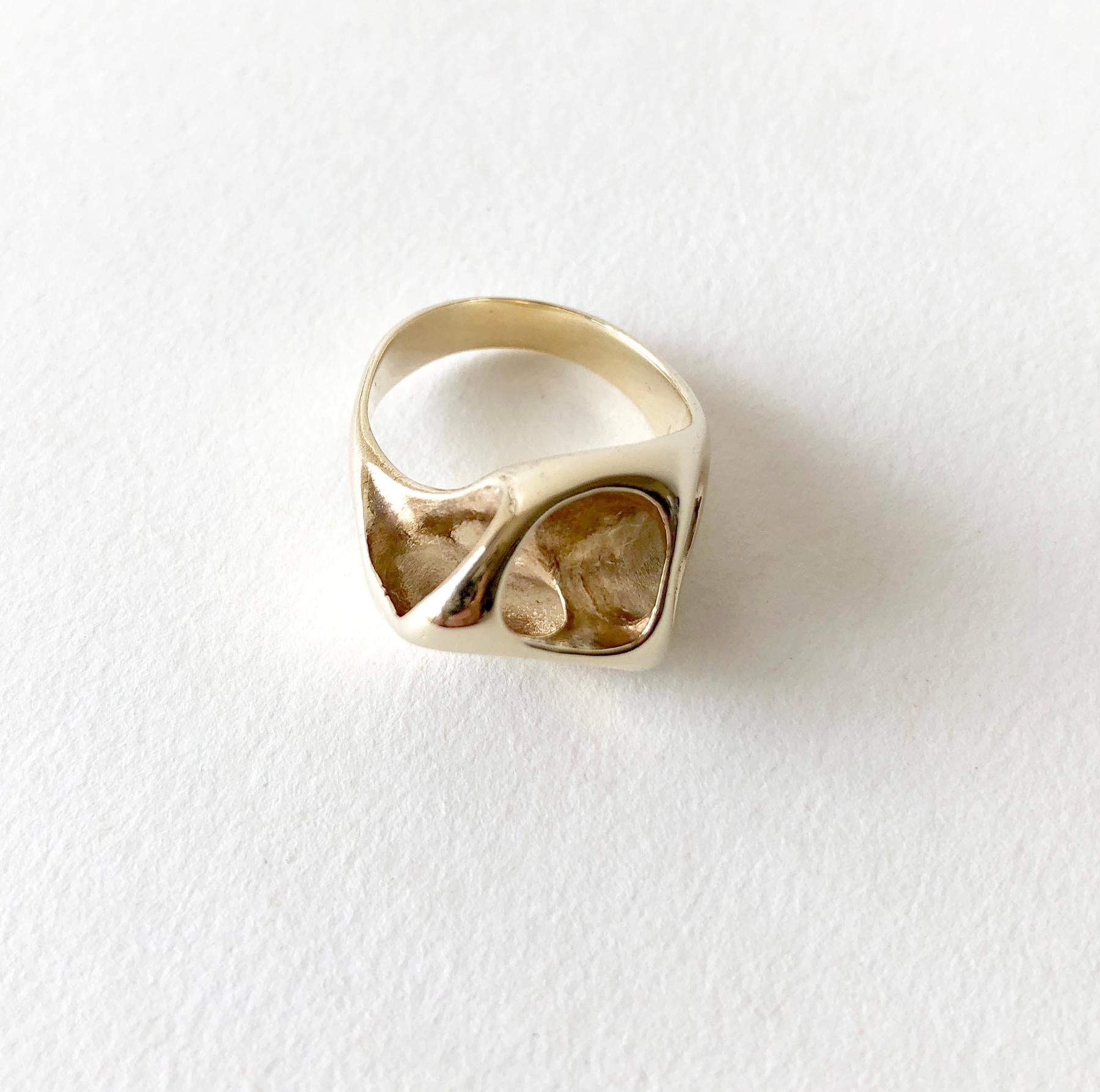 Ed Wiener 14K Gold Abstract American Modernist Open Design Ring In Good Condition In Palm Springs, CA