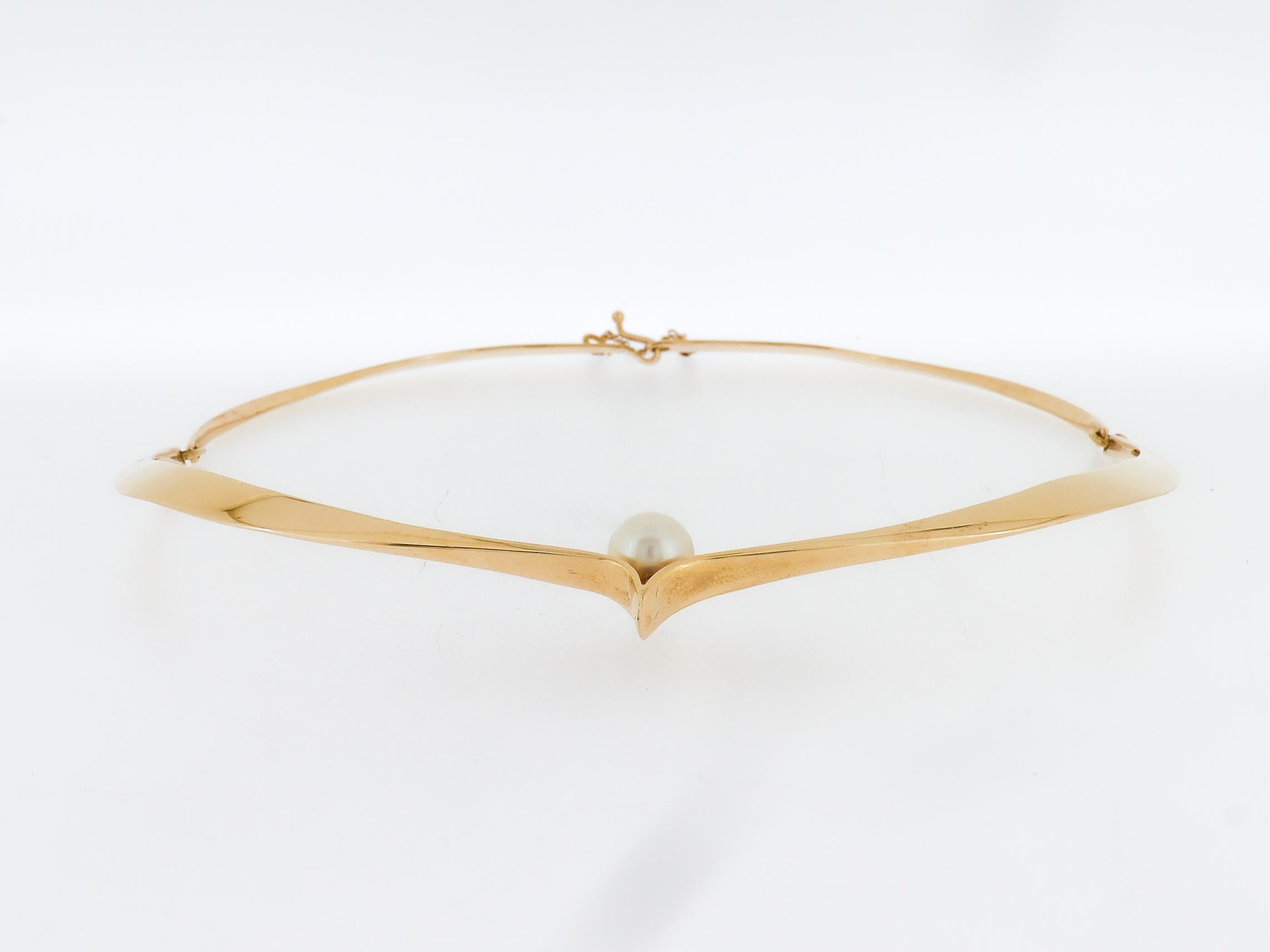 Collana o collare Choker Modernista in oro 14K e perle di Ed Wiener in vendita 10