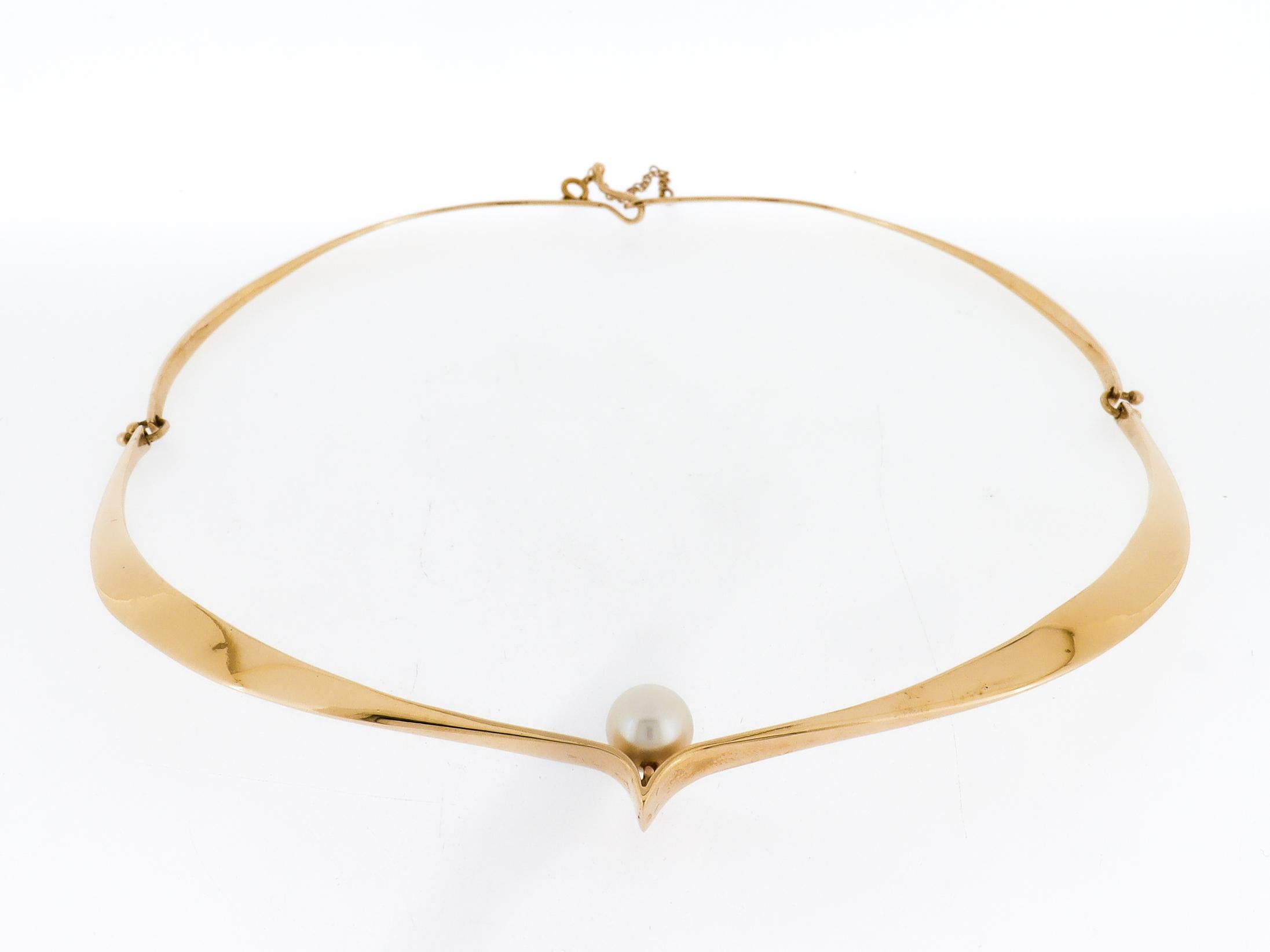 Collana o collare Choker Modernista in oro 14K e perle di Ed Wiener in vendita 2