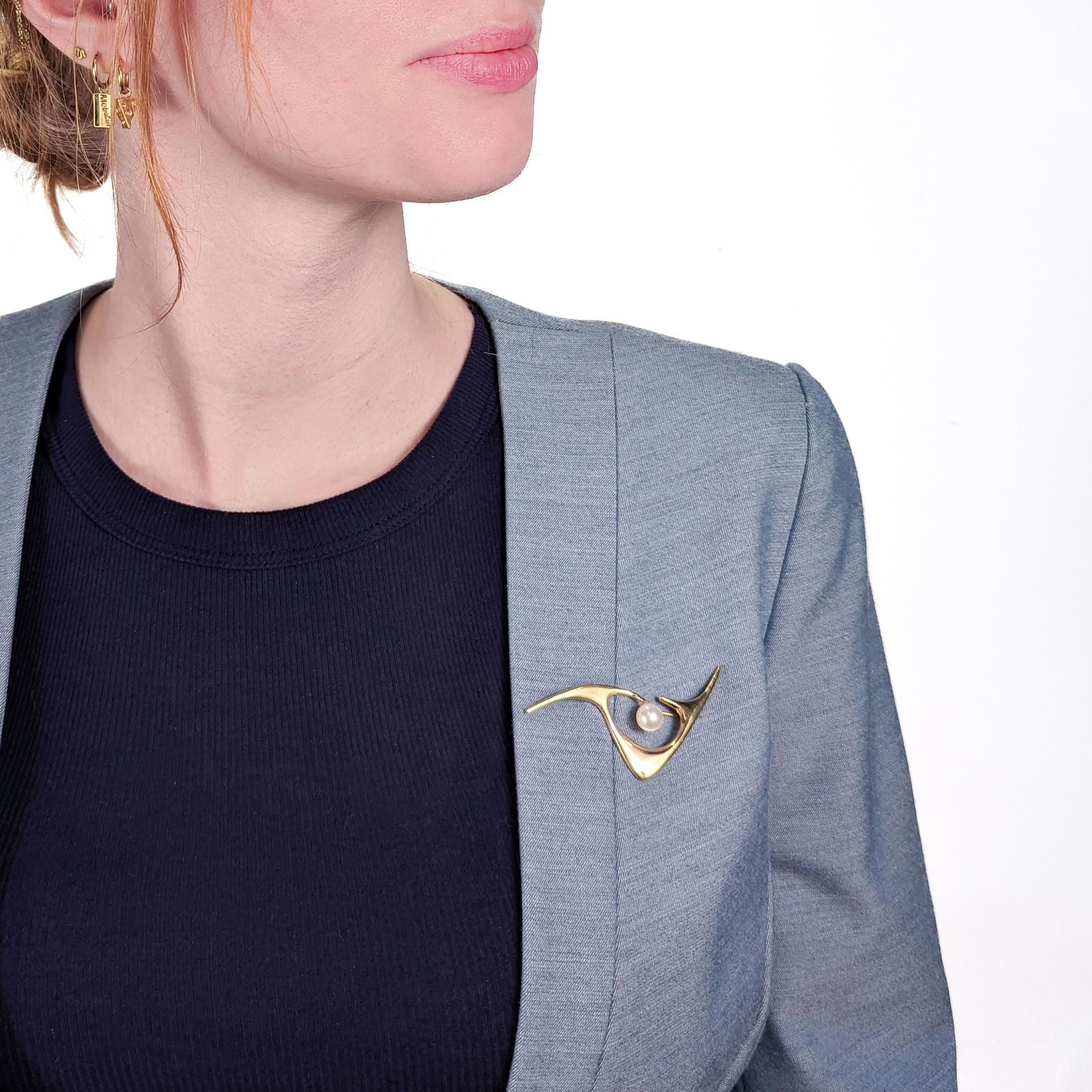 Broche o alfiler modernista Ed Wiener NYC de oro de 14 quilates y perlas en venta 3