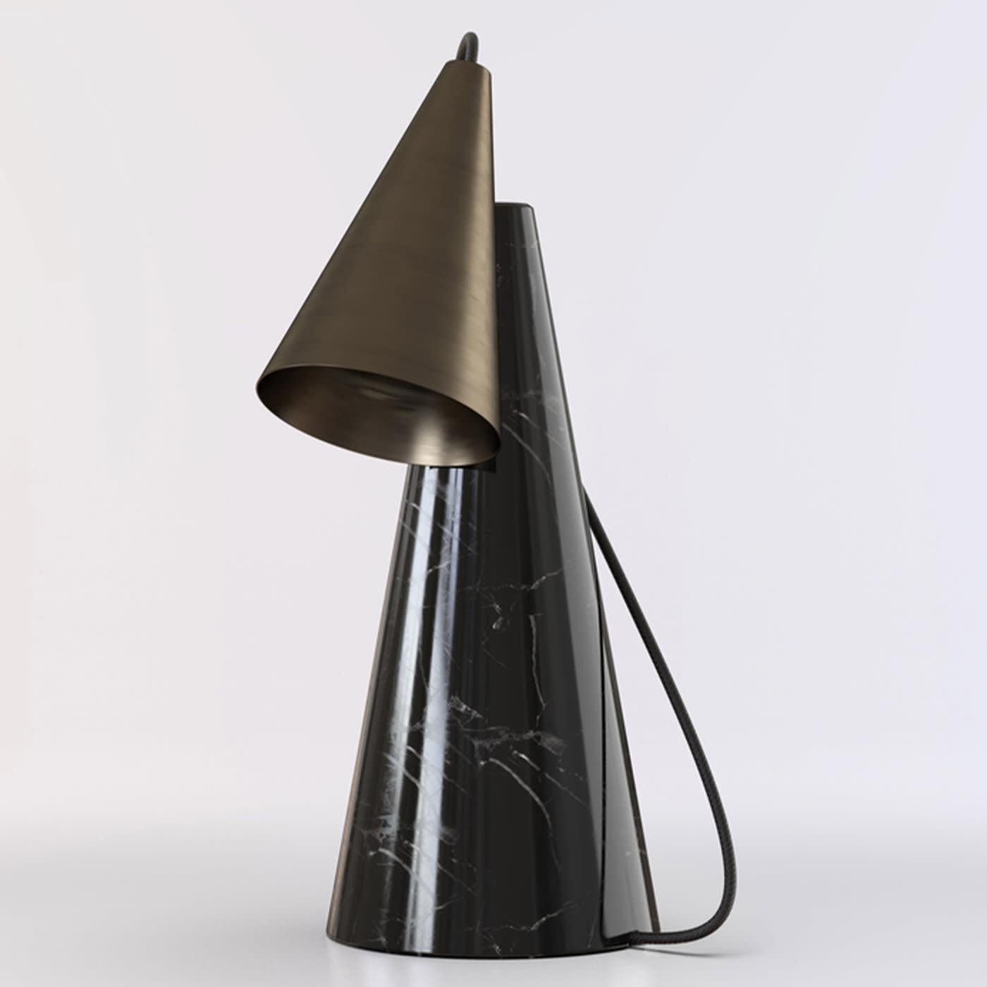 Italiano ED038 Black Stone and Bronze Table Lamp in vendita