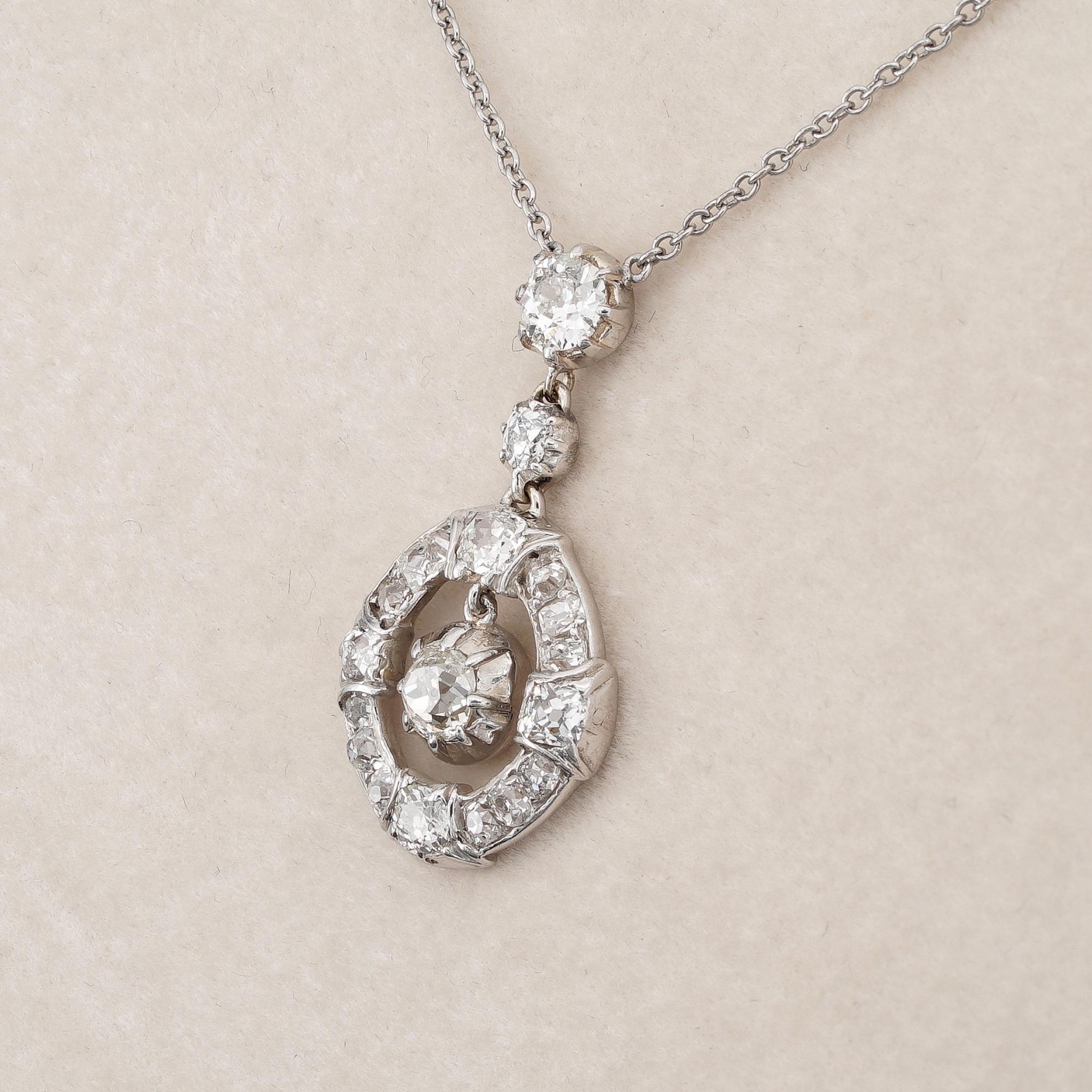 Women's or Men's Edardian 1.80 Ct Old Mine Cut Diamond Pendant Necklace Platinum For Sale
