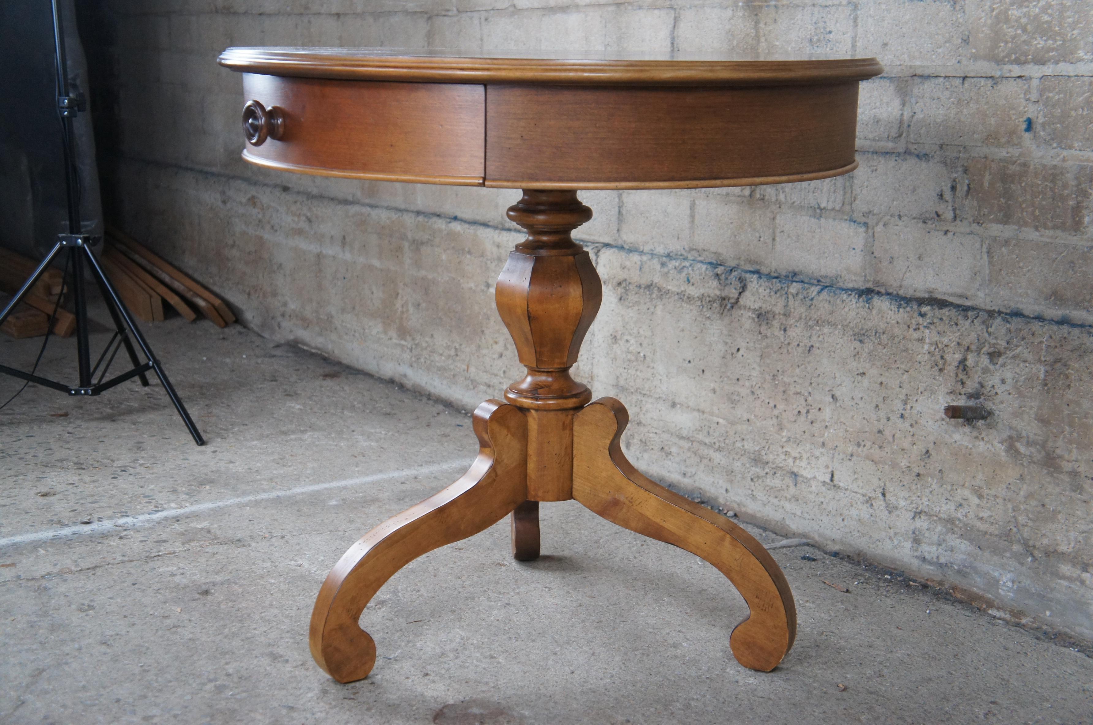 Eddie Bauer Lifestyles Lane Cherry Empire Scrolled Pedestal Center Table Drawer In Good Condition For Sale In Dayton, OH