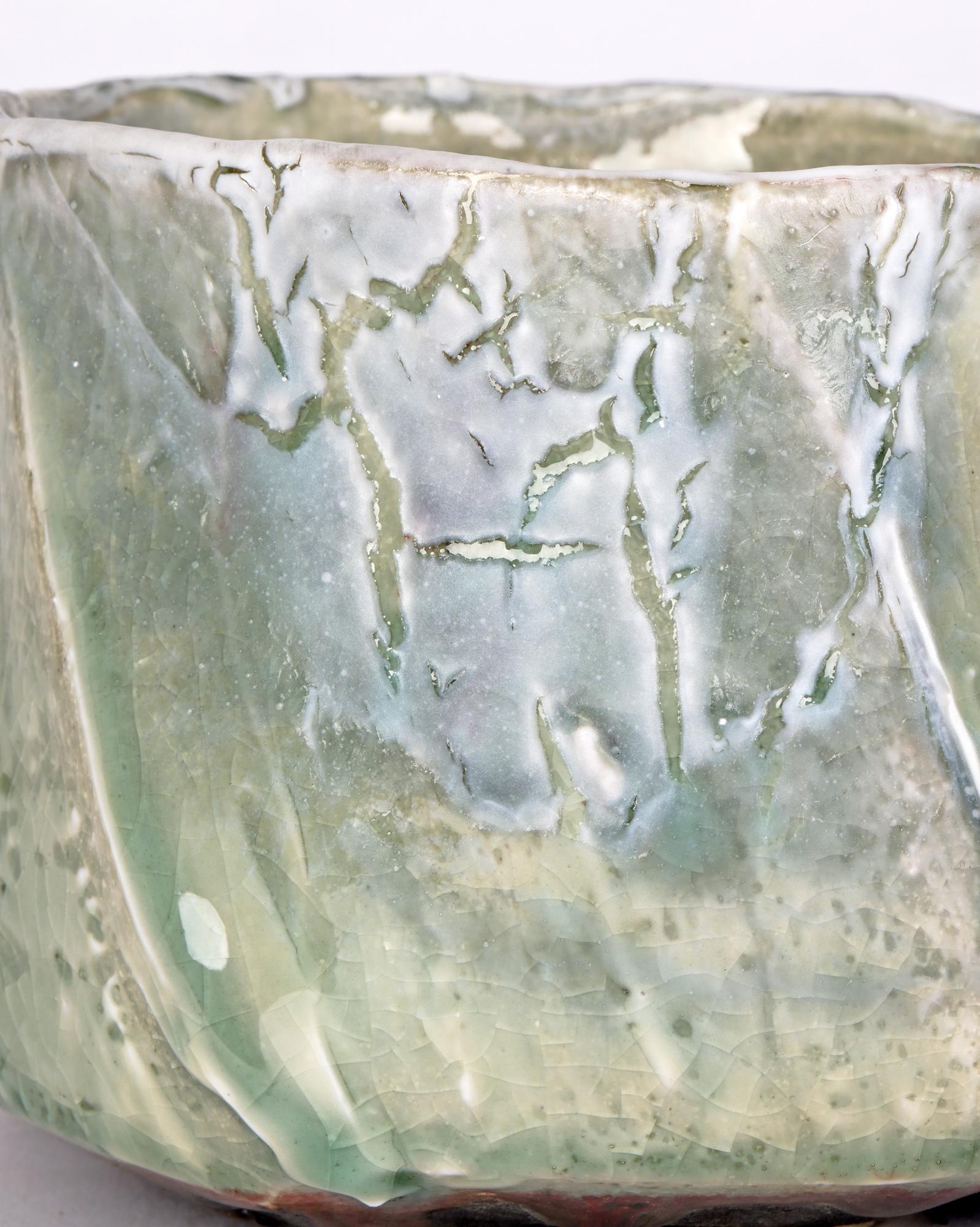 Große glasierte Celadon-Schale aus Porzellan von Eddie Curtis  im Angebot 4