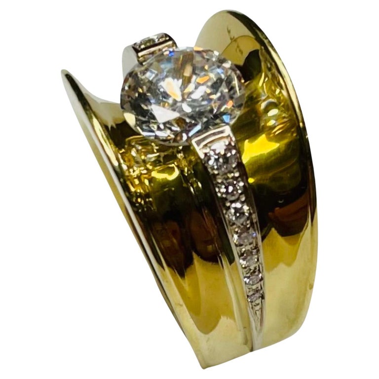Eddie Sakamoto 18K Yellow and White Gold Diamond Ring For Sale at 1stDibs