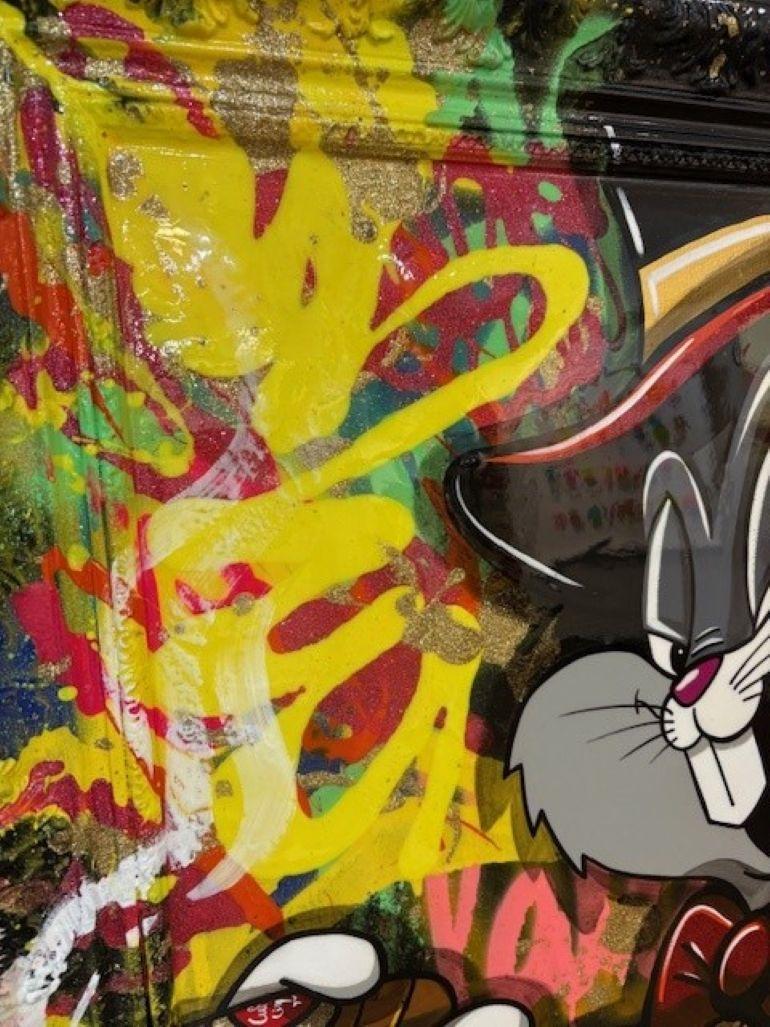 Original, gemischte Medien Pop Art mit Bugs Bunny.

Handbemalt mit einer Mischung aus Sprühfarben und Acrylfarben.

Präsentiert in einem sprühlackierten Rahmen im Barockstil.