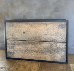 Cassettiera EDE in noce e quercia recuperata