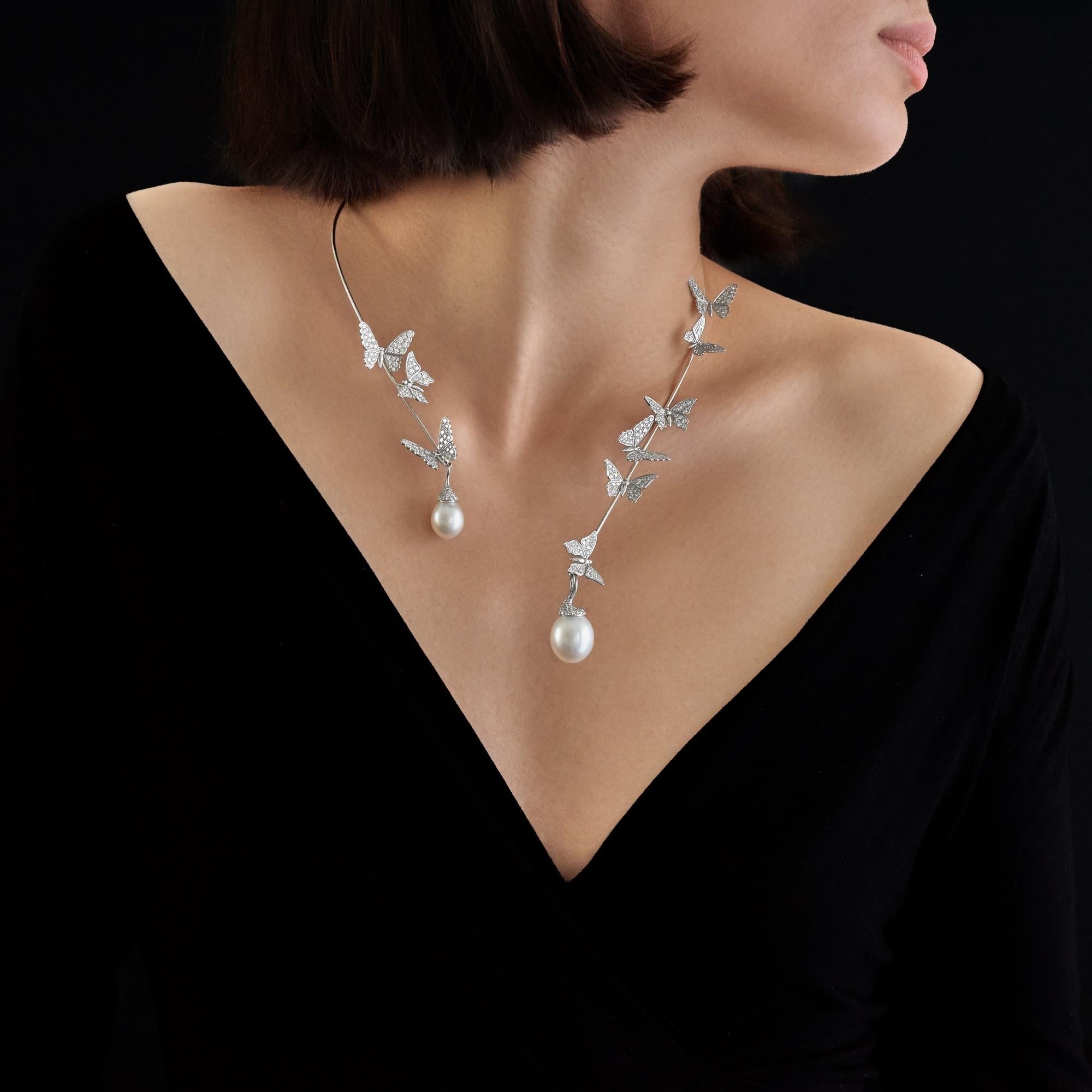 Handcrafted in Paris in the Maison Édéenne High Jewelry workshop, this set is composed of a Butterfly necklace and a ring. The necklace features eight butterflies in 18K white gold set with brilliant-cut diamonds and one butterfly in 18K white gold,