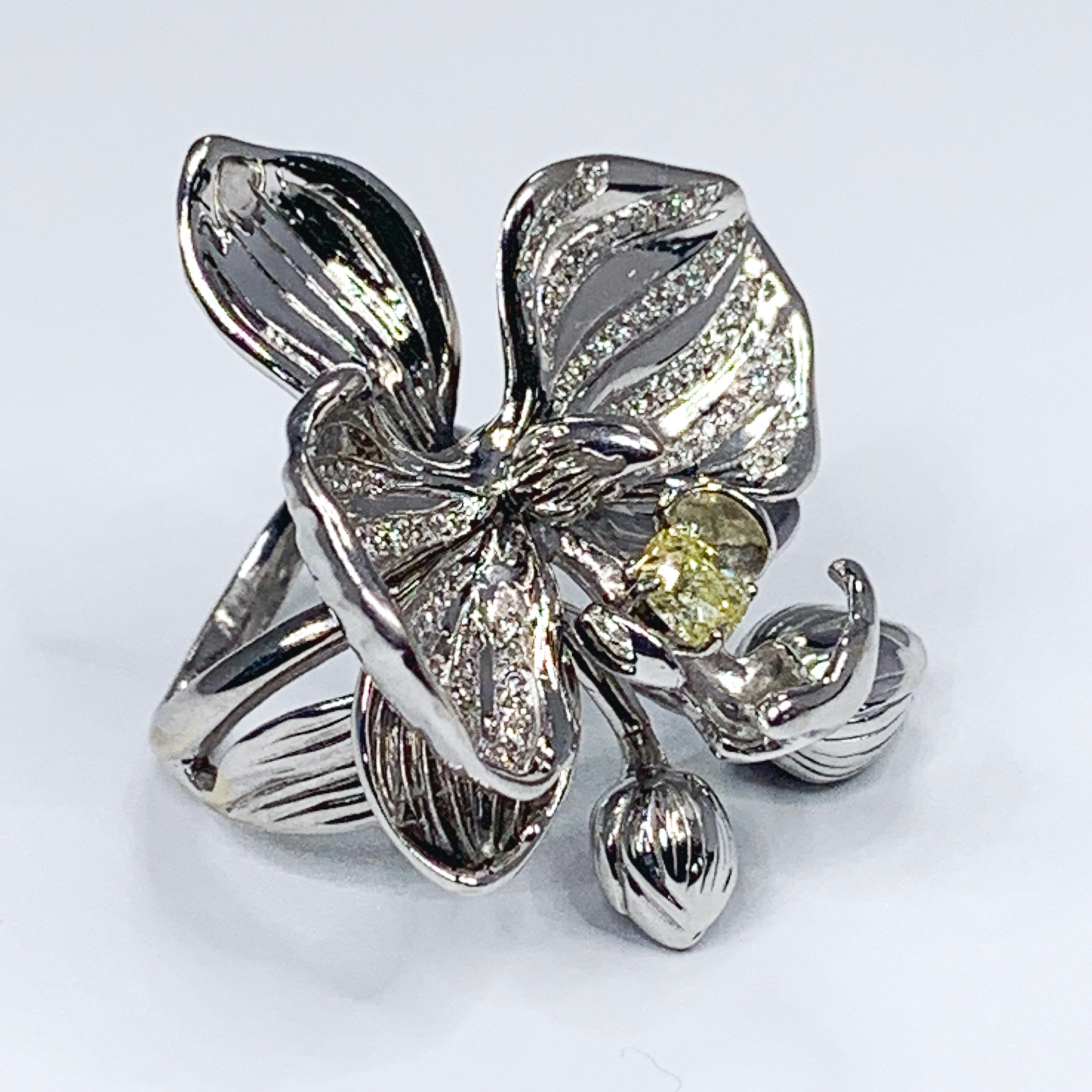 Contemporary Fancy Yellow Diamond 18 K Gold exuberant Orchid Flower Cocktail Ring by Édéenne For Sale