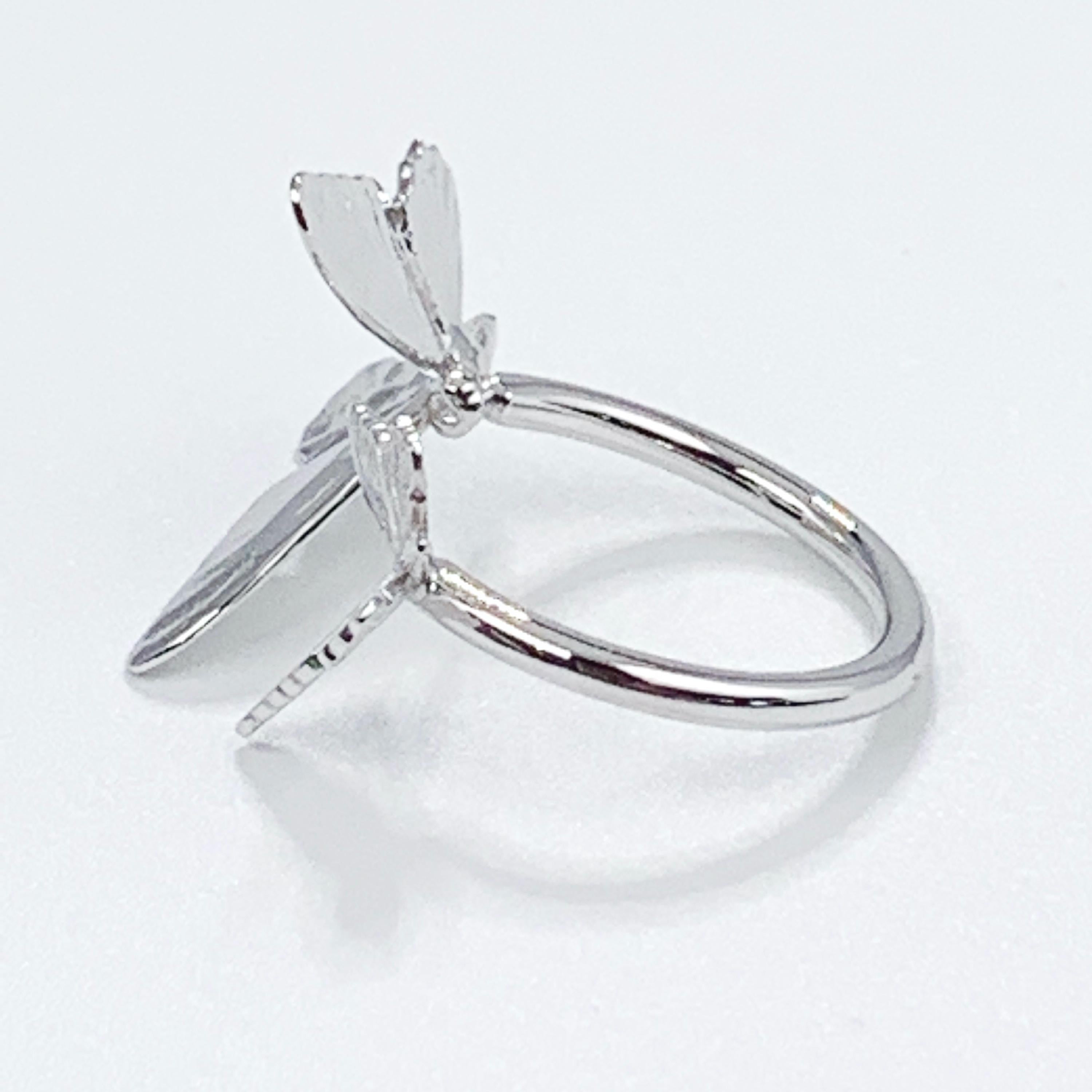 Contemporary Two Butterfly 18 Karat White Gold Ring by Édéenne, Paris For Sale